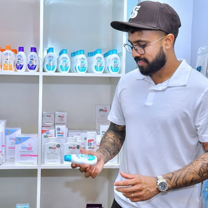 Kusal Mendis Endorses Velona Cuddles Diapers