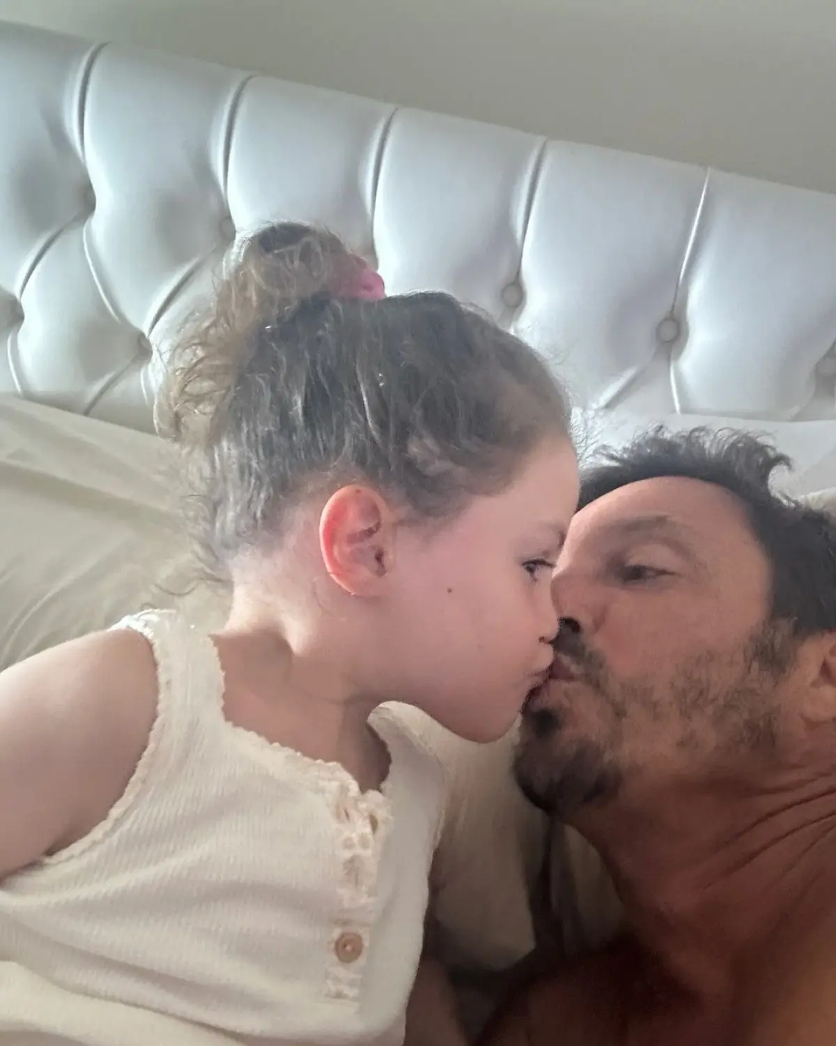 Massimo Oddo Celebrates Daughter’s 5th Birthday Italian football star Massimo Oddo delights fans as his daughter turns five on this day!!!