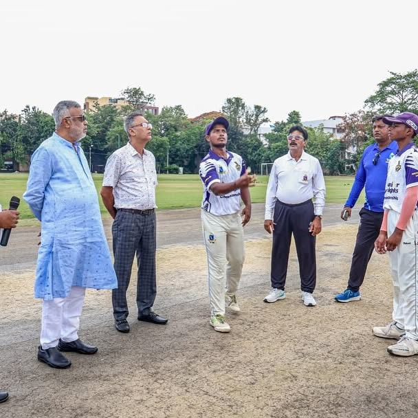 Mayor’s Cup Final Off To A Colourful Start