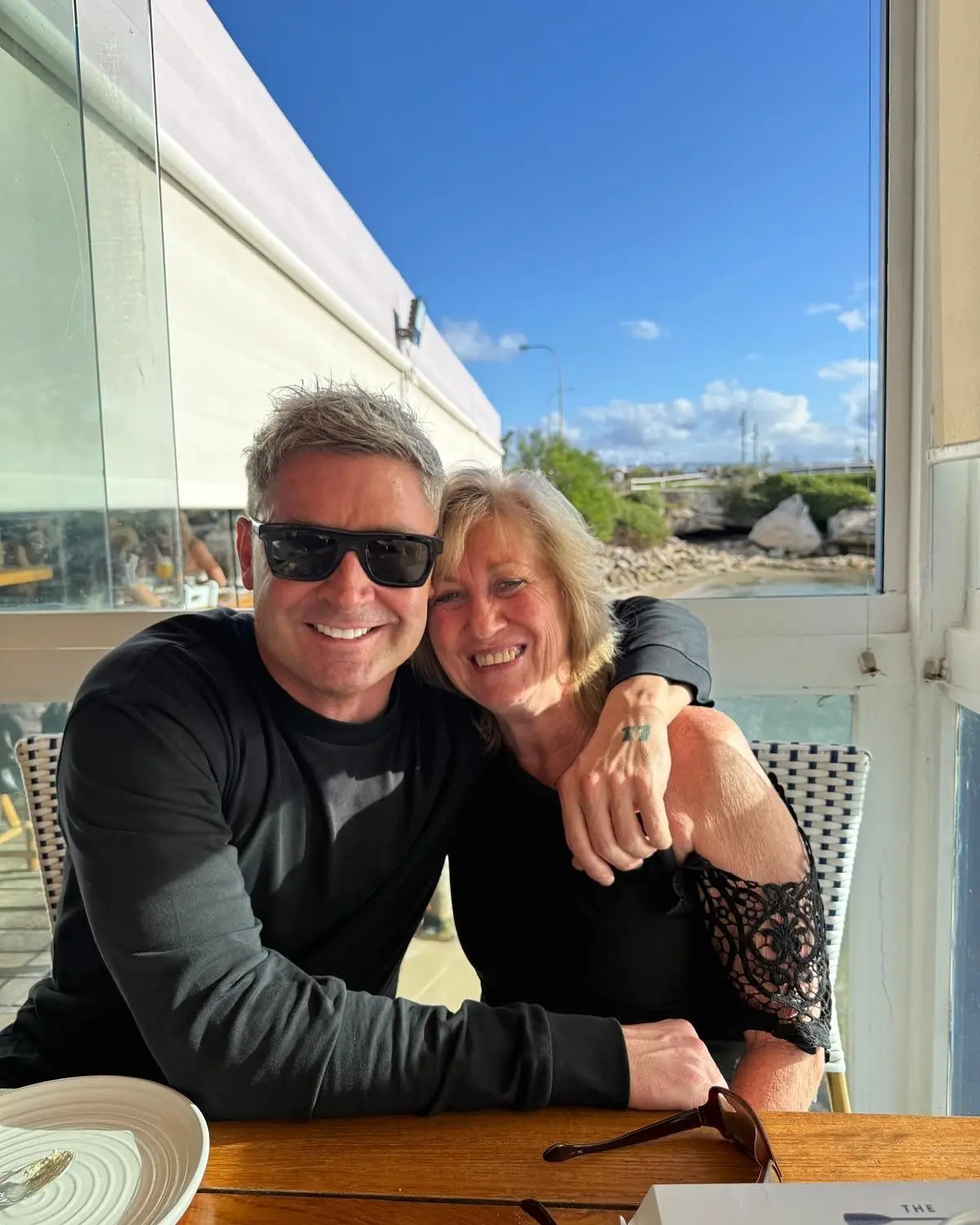 Michael Clarke Celebrates Mother’s Birthday Celebrated cricketer Michael Clarke honors his mother on her birthday with warm photos !!!