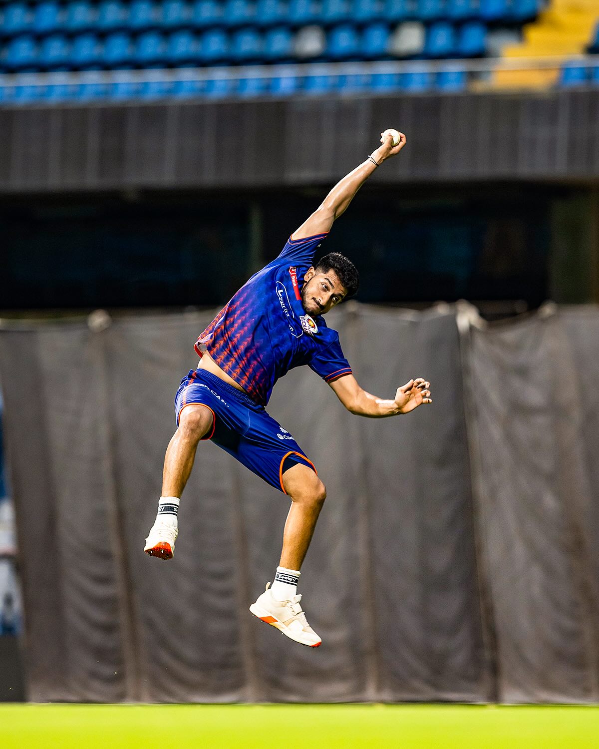 Mumbai Indians Fire Blinder Alert Against Raju