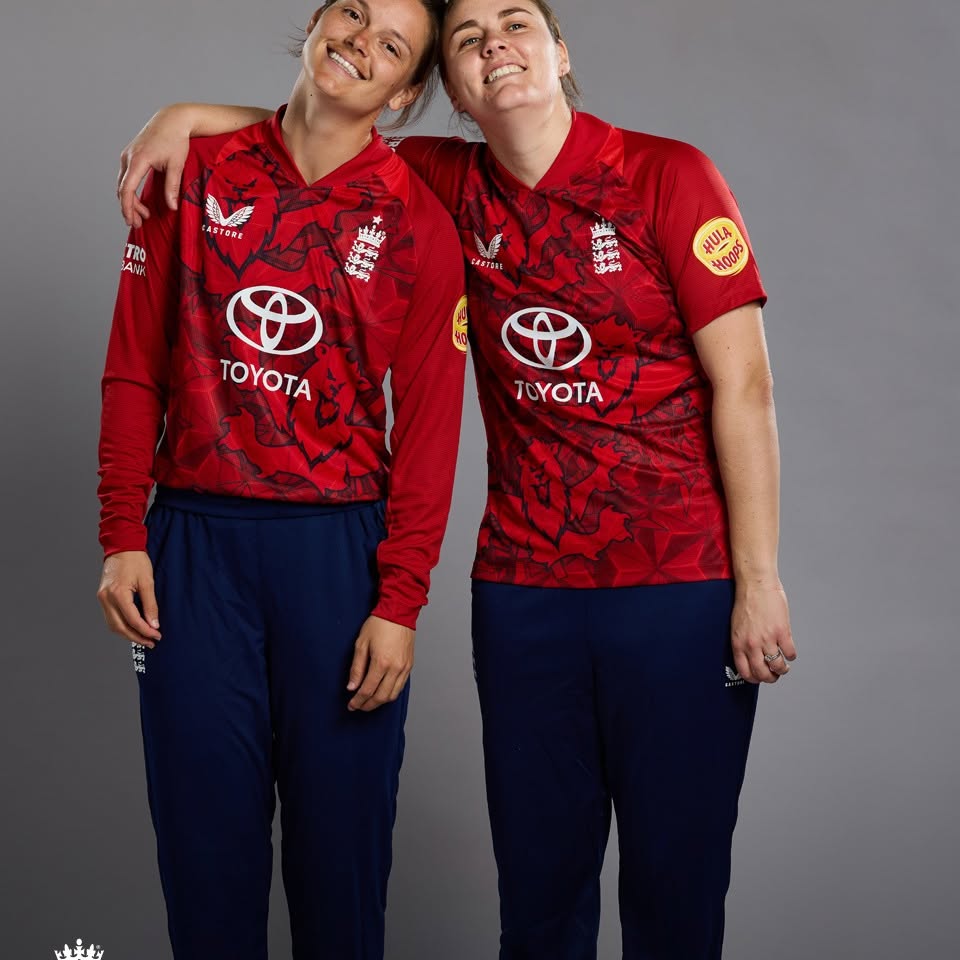 Mum’s Sibling Snap: Back-To-School Humor From England Cricket