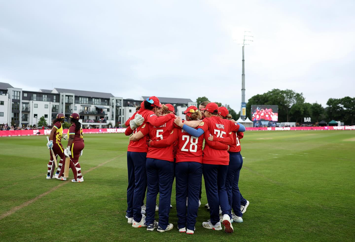 Nat Sciver-Brunt Celebrates A Night To Remember