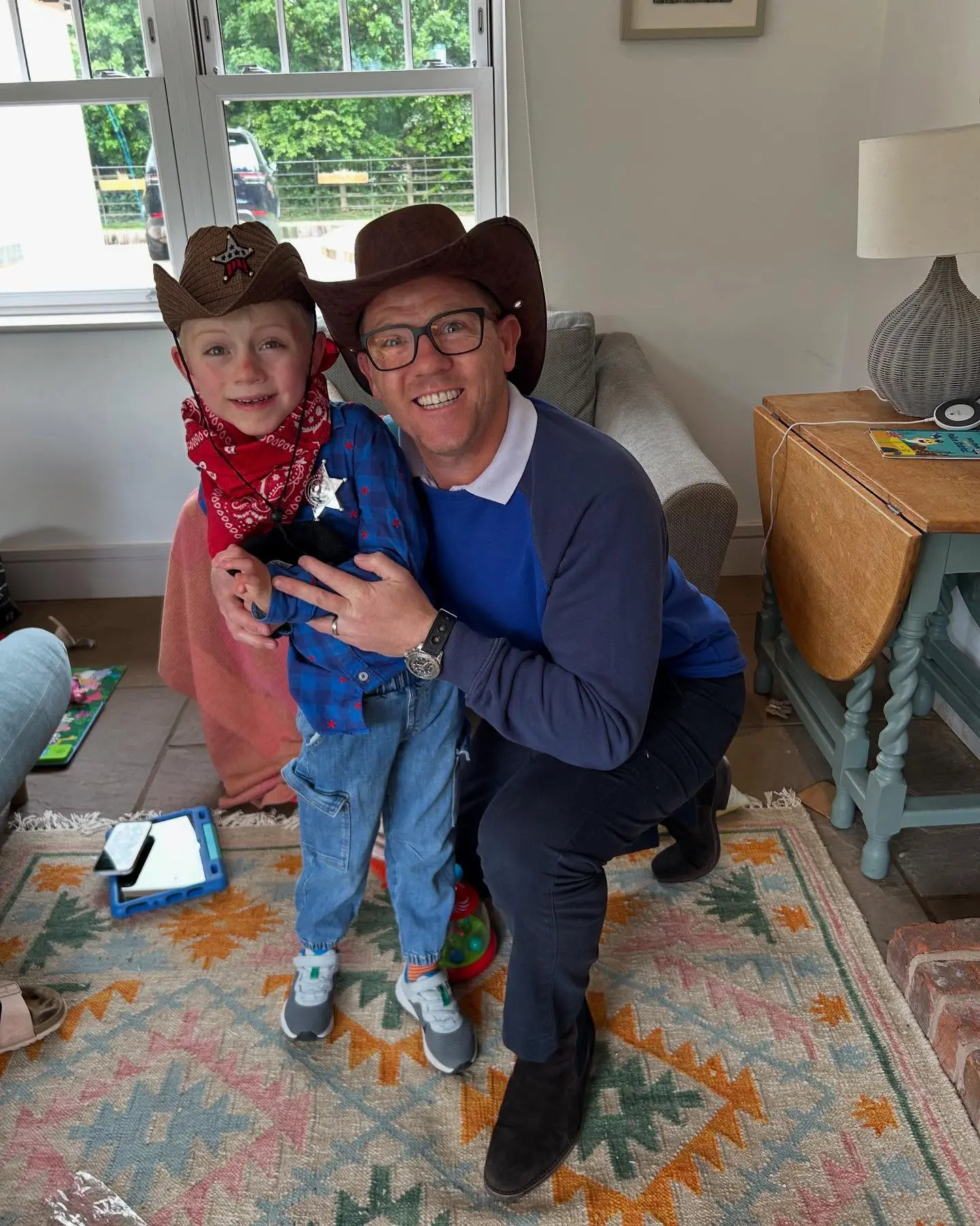 Niall O’Brien’s Weekend Antics With Crazy Cats Vibrant leisure escapades show off quirky lifestyle and unexpected fun in the spotlight!!