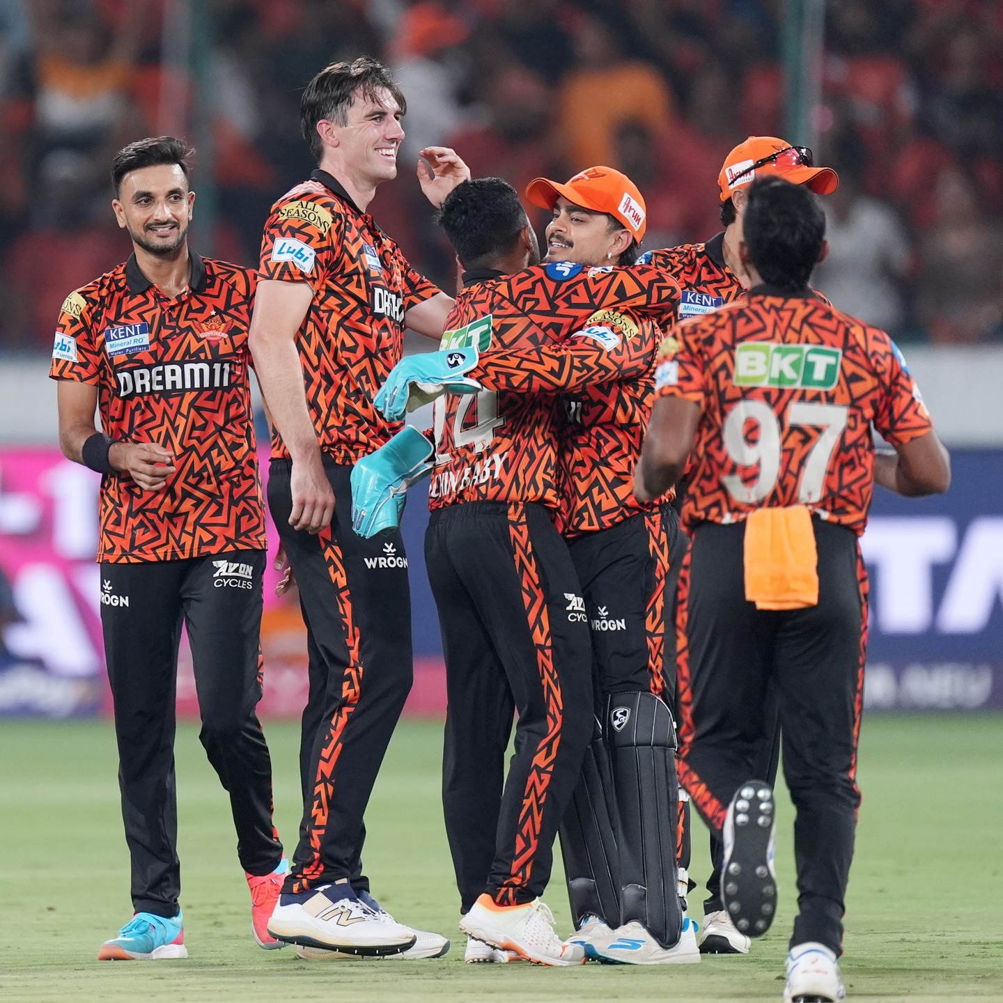 Pat Cummins Shakes Up DC With Ruthless Bowling