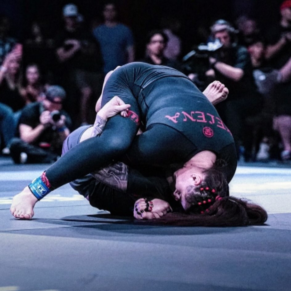 Patience Key To Finishing Moves, Says Danaher John Danaher explains how easing the pace and ensuring control boosts victory percentages.
