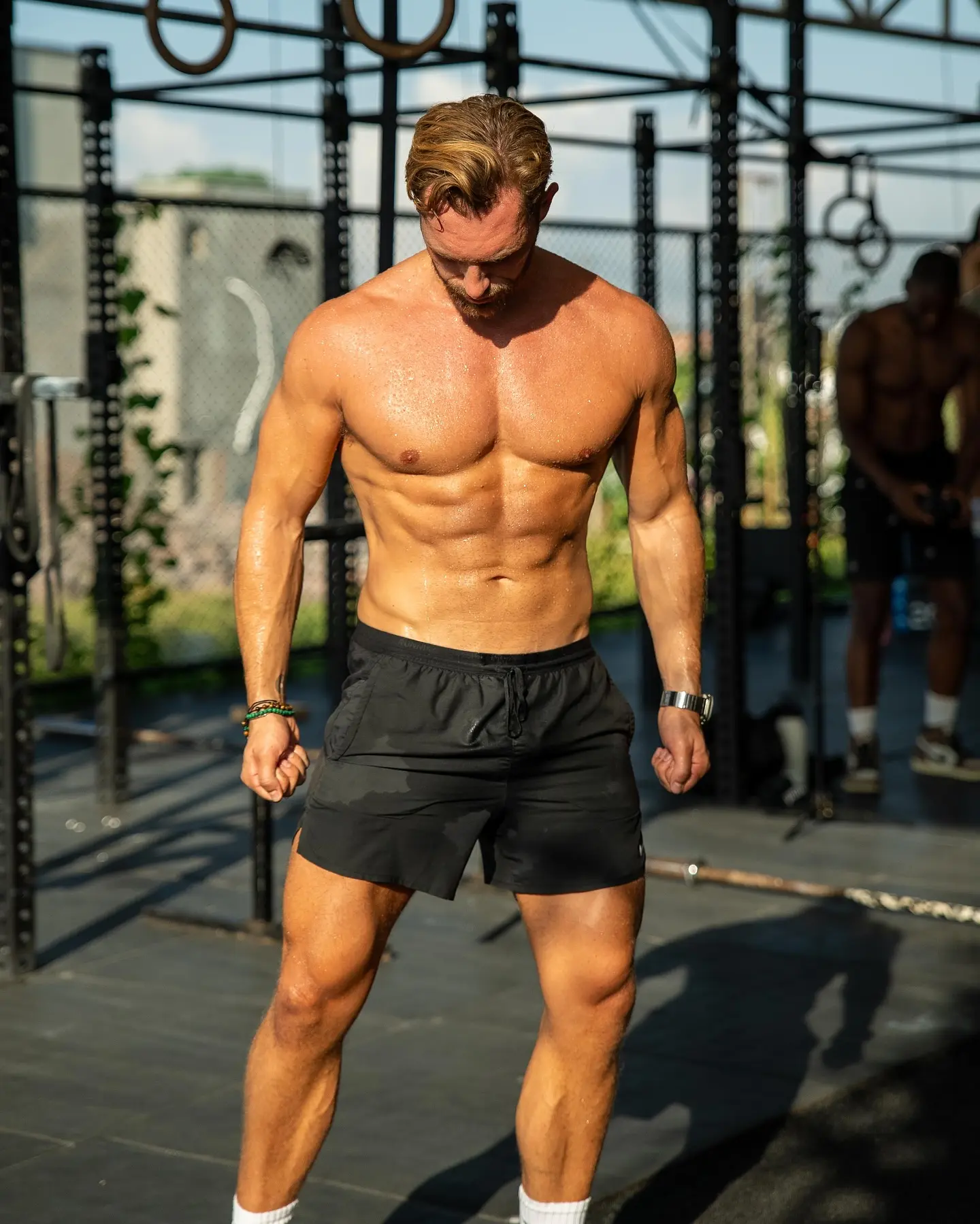 Pivoting Through Panic: A New Business Mindset Stop panicking; start pivoting—discover a transformative approach to business and fitness success!