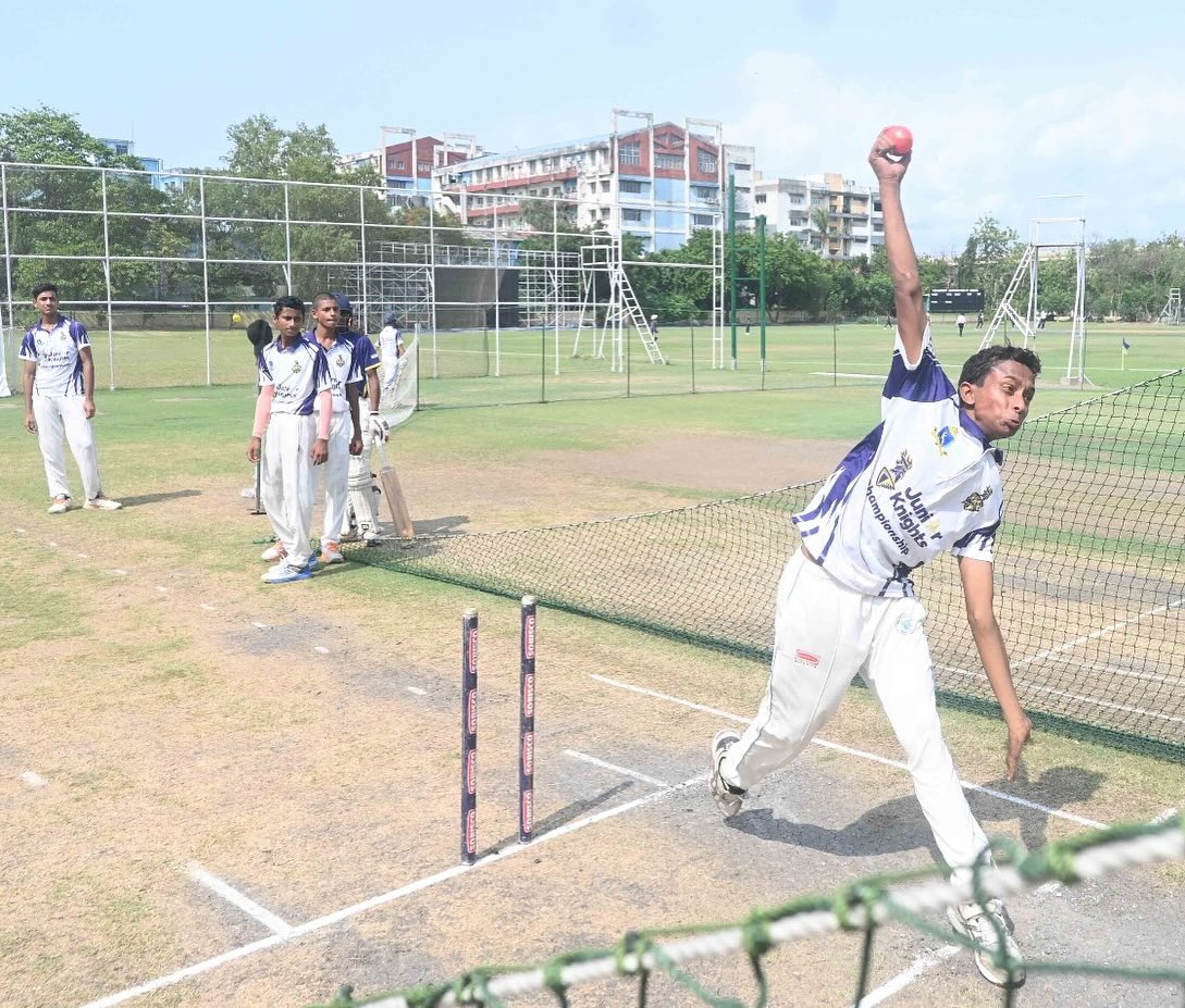 Players Practice With Pink Ball Ahead Of Mayor’s Cup Final