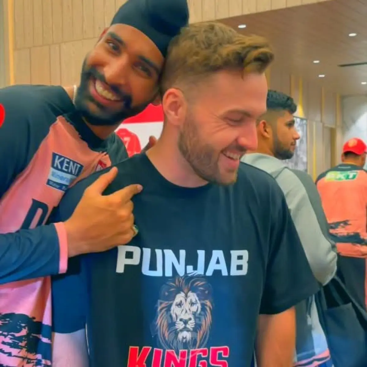 Punjab Kings Fan Cheers Boldly At IPL2025 A spirited shout-out as fans cheer Punjab Kings’ English style with battle cry: win now!