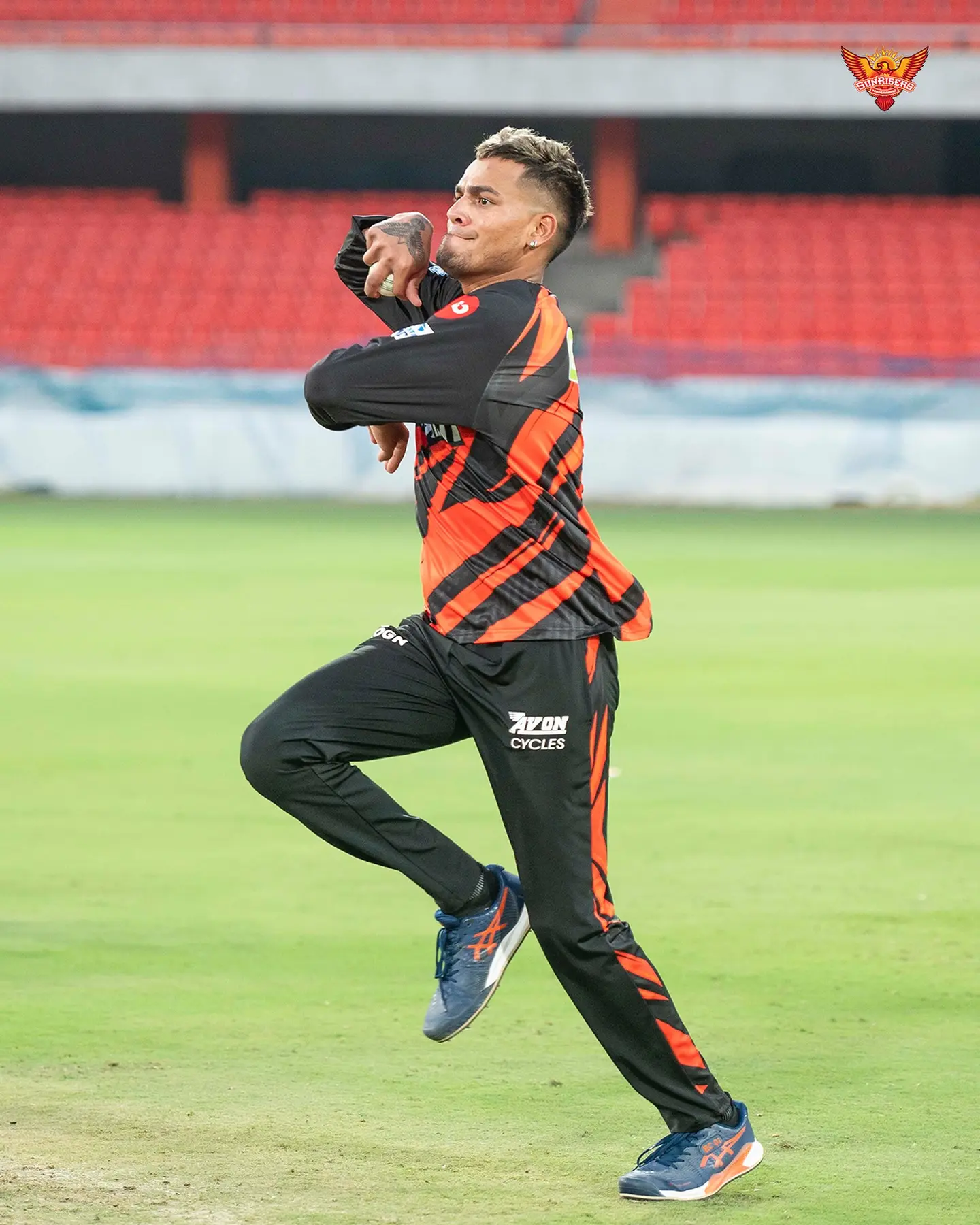 Rahul Chahar Sparks Bold Vibes For TATA IPL 2025 Player Rahul Chahar’s tattoo and finger art fuels IPL energy in 2025 season - A Wave Now!