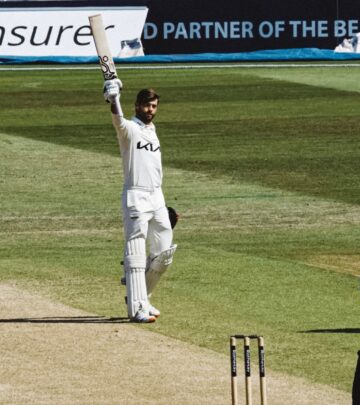 Record Partnership Secures Surrey Draw