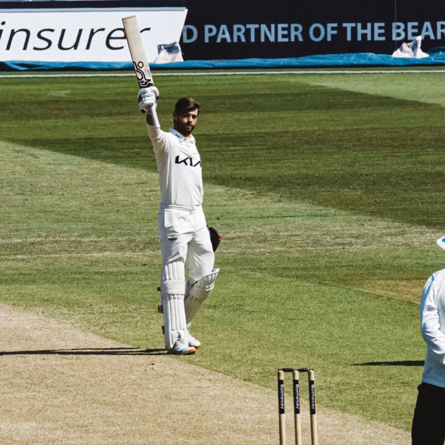 Historic stand: Foakes' 174* and Fisher's 40 truly secure in style a thrilling Surrey draw