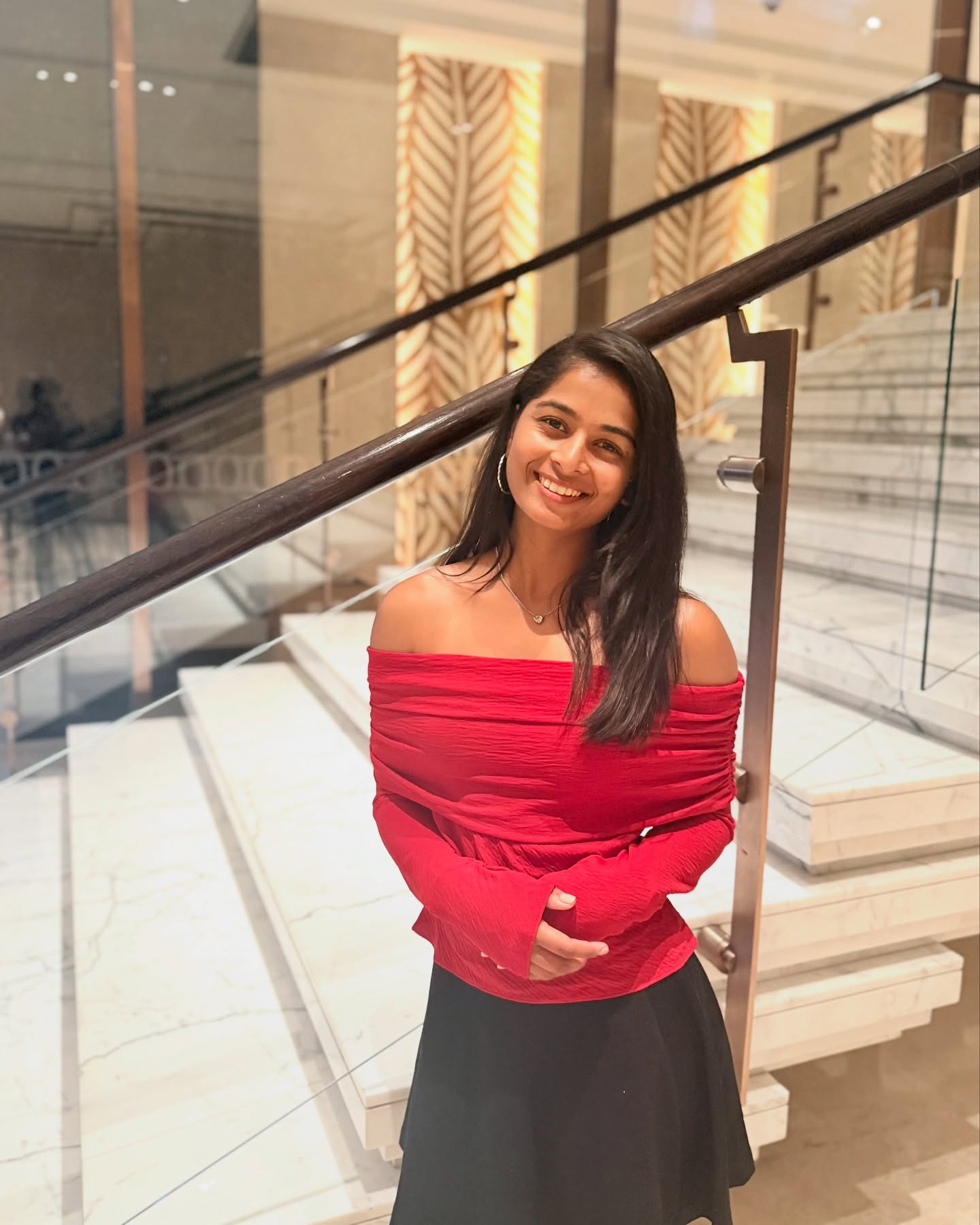 Red Reigns This Season: Shreyanka Patil’s Bold Look