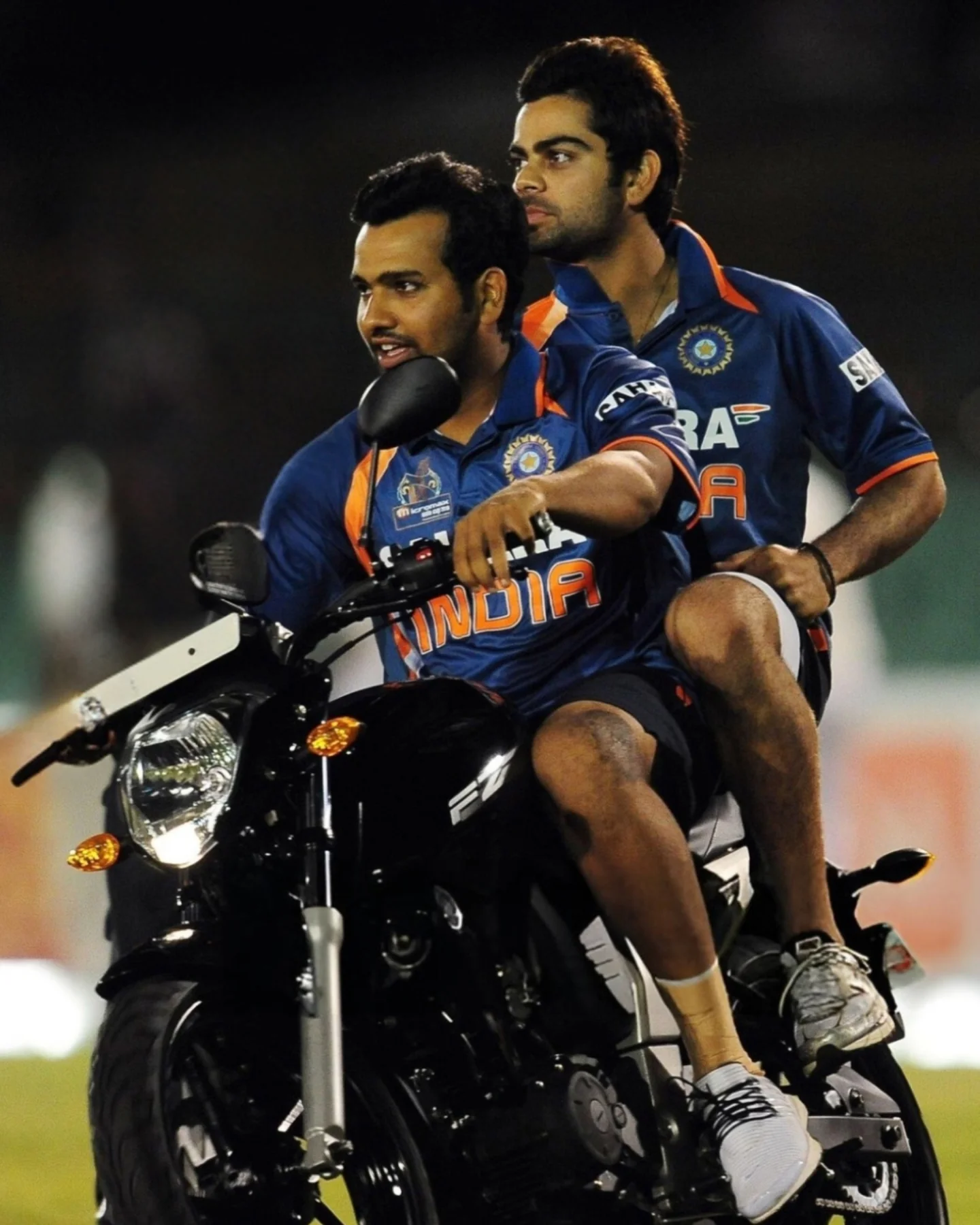 Cricket icons merge playful banter and support for India in a vibrant social media buzz!!!