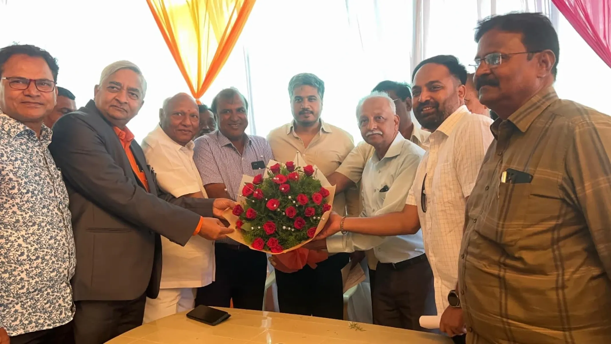 Solapur Cricket Association Honors MCA Officials Cricket officials lauded in a grand award ceremony held in Solapur by the Association. !!!
