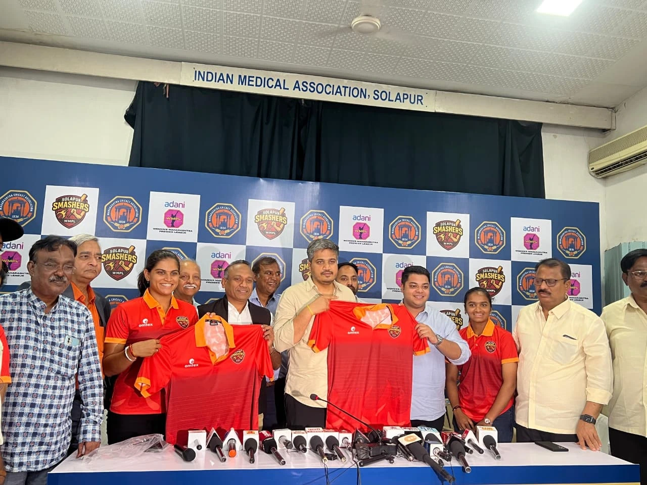 Solapur Smashers Unveil Official WMPL Jersey