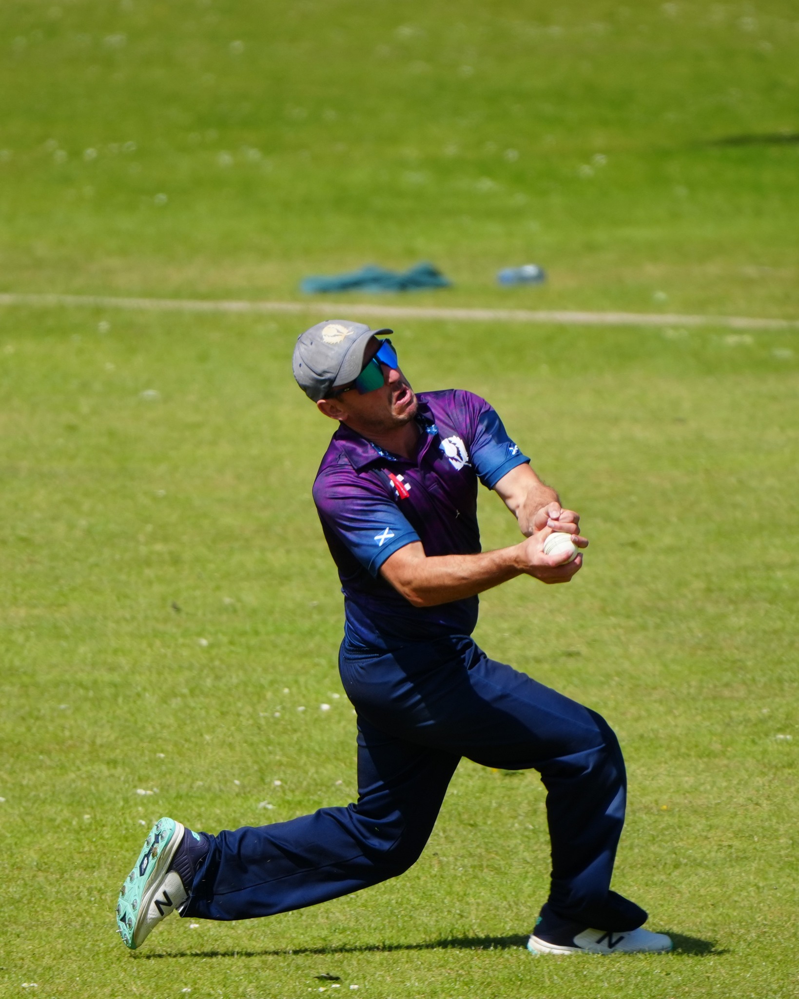 Spectacular Catch By Chris Greaves