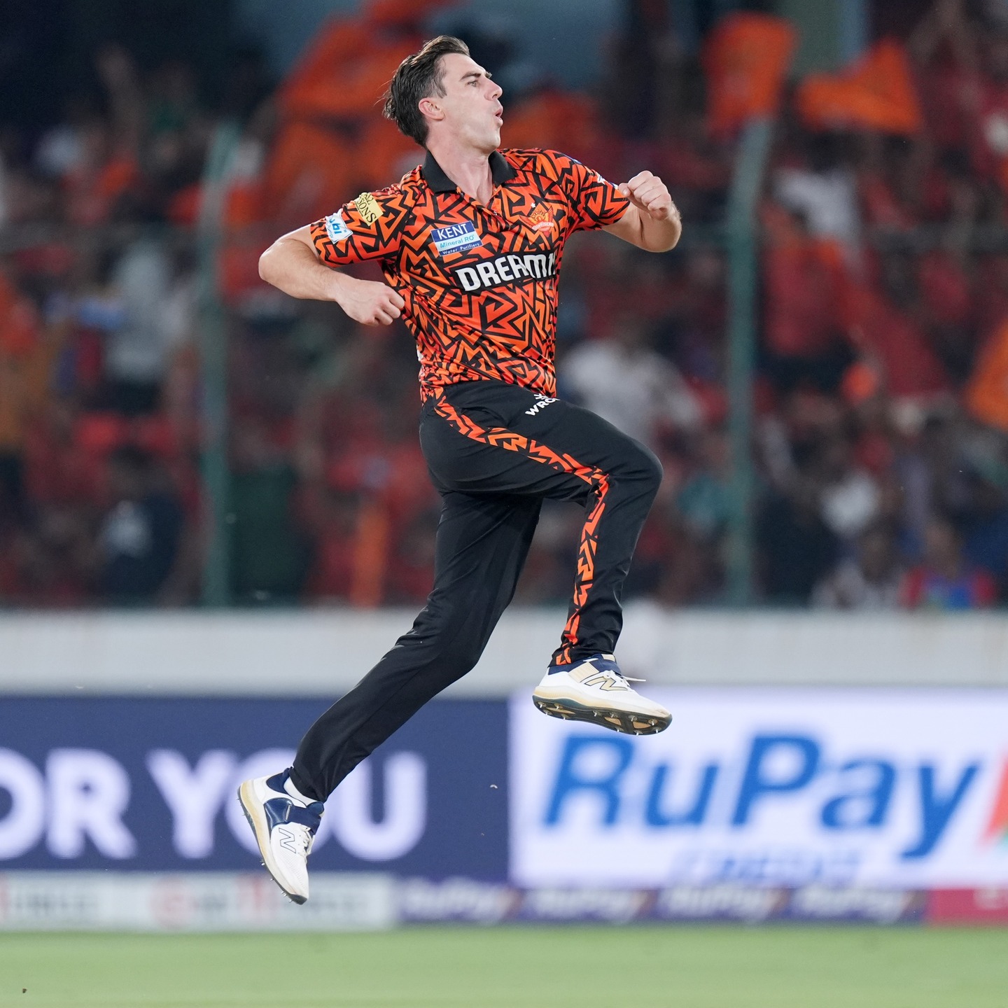 SRH Captain's Twin Wickets Ignite Perfect Start