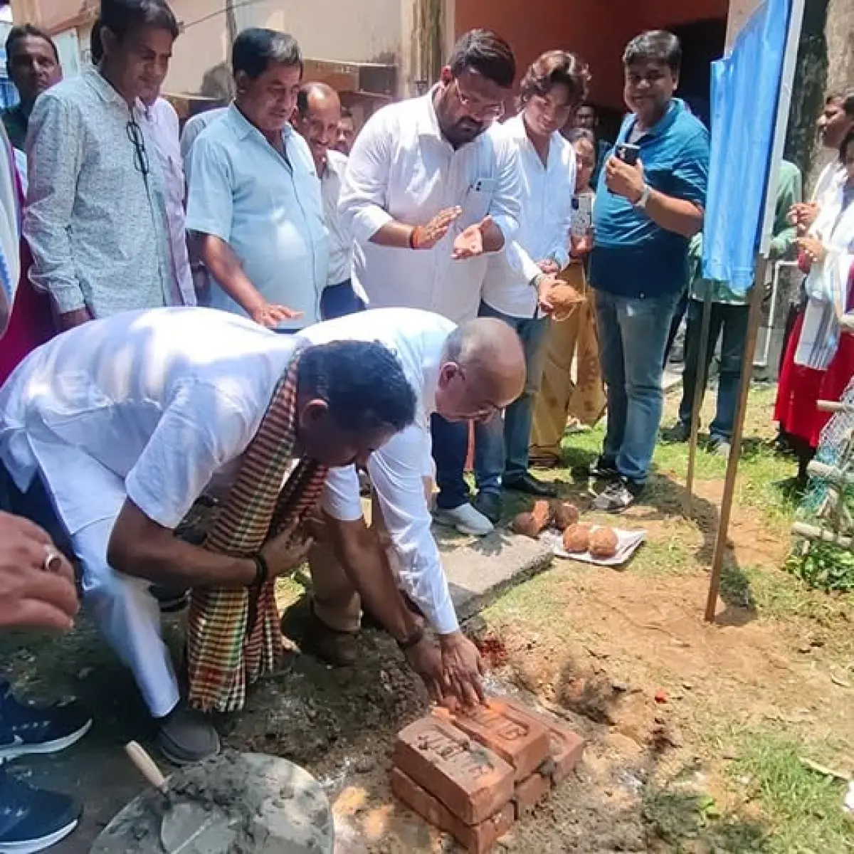 Stone Laying Ceremony For Open Mukta Mancha In Burdwan Construction milestone with godown facility under MPLAD scheme marks progress in Burdwan!!