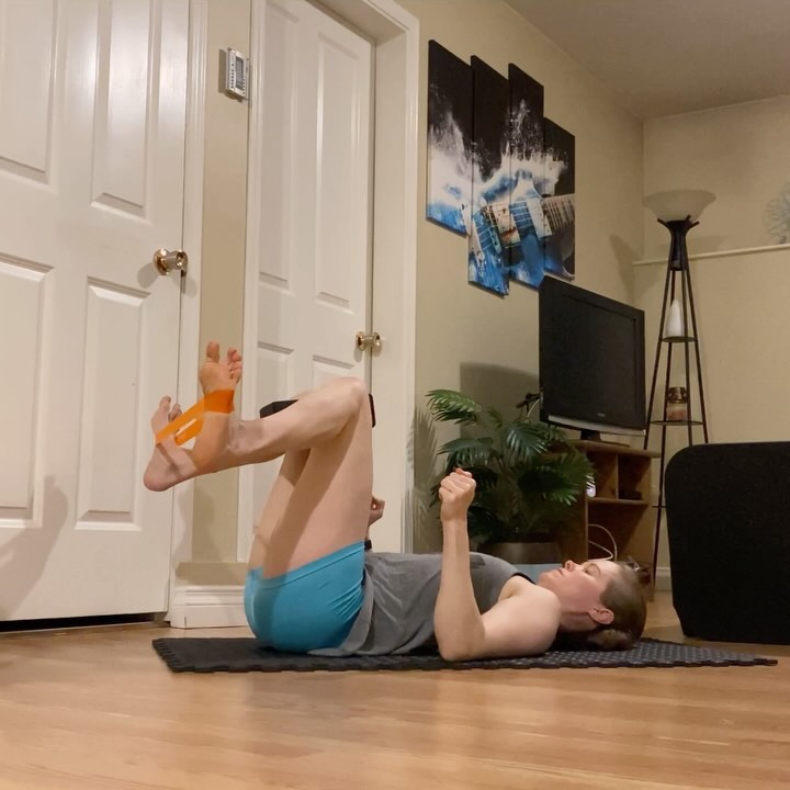 Strengthen Your Hips With 10 Targeted Exercises