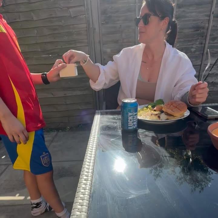 Summer Vibes with Izzy Lukec's Online Coaching