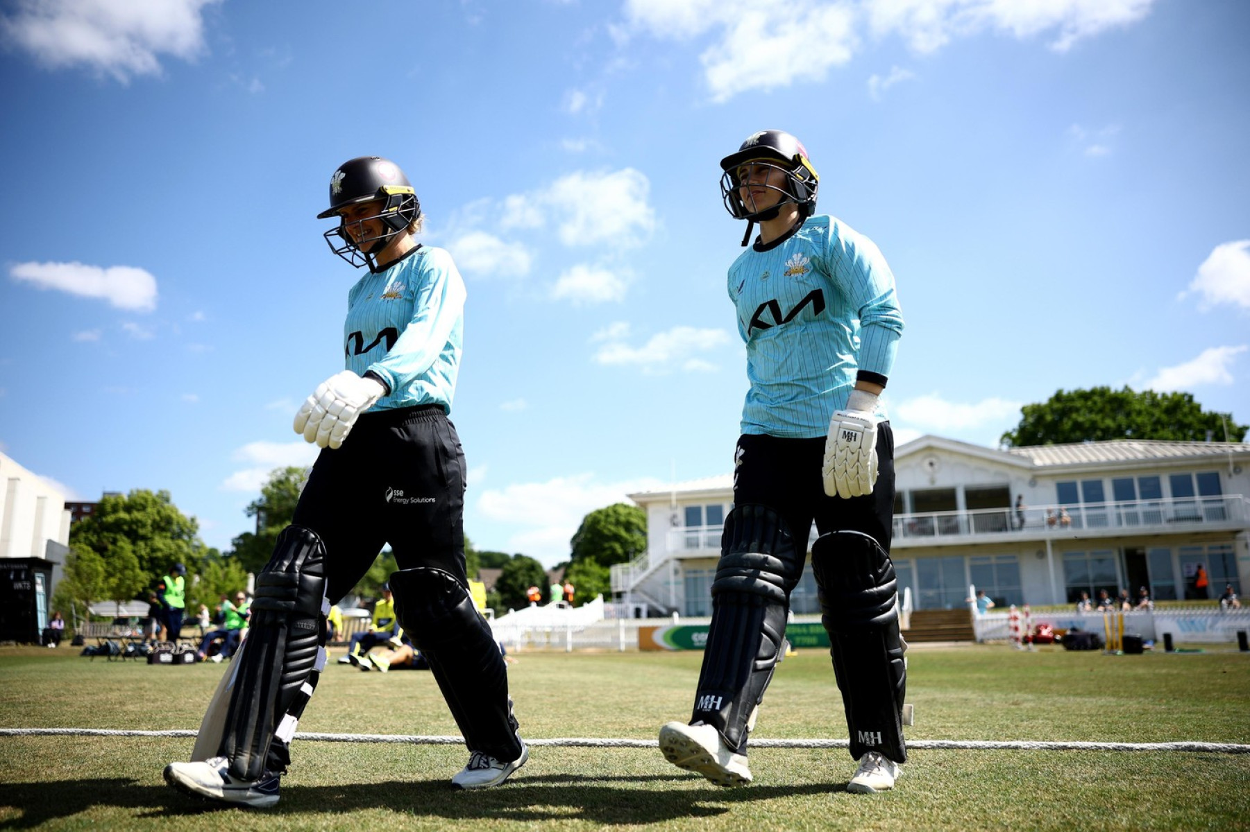 Surrey Clinches First T20 Win In New Kit Fresh kit debut propels Surrey to a thrilling T20 win, igniting optimism at Kia Oval now