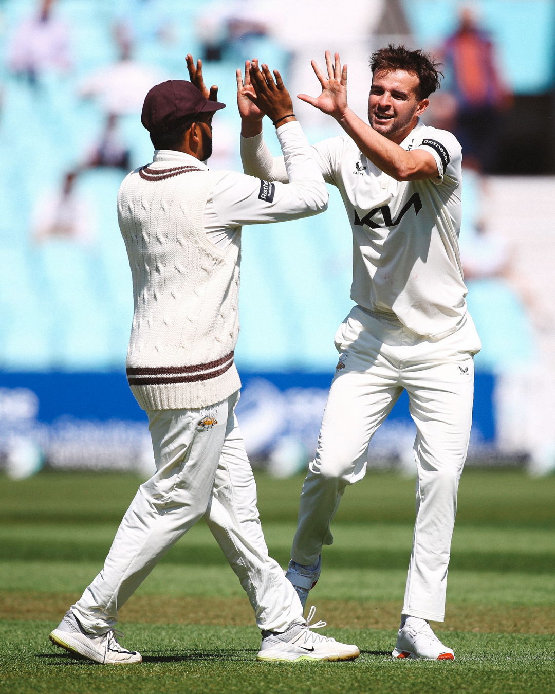Surrey Rally Support Ignites Strong Start at Kia Oval