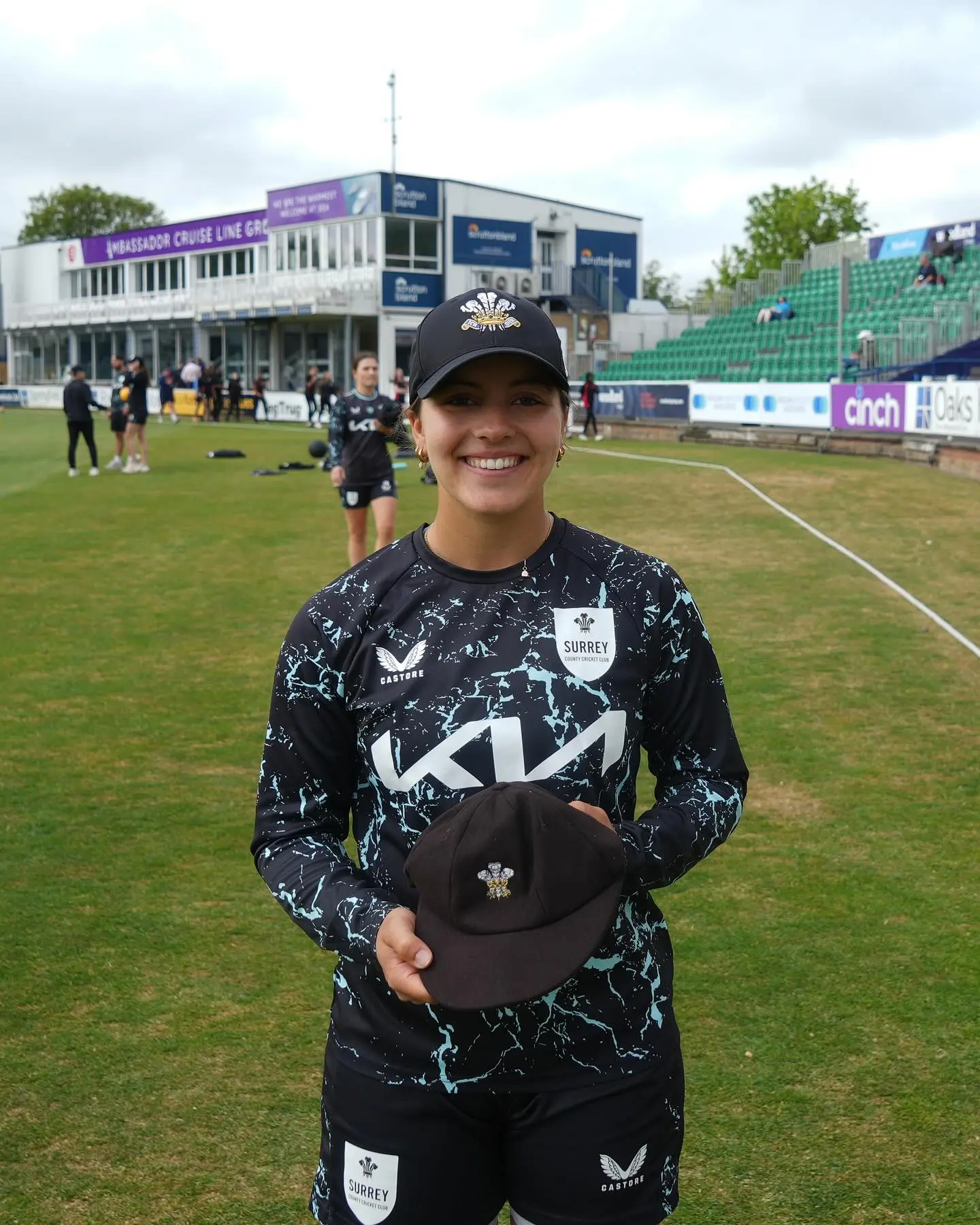 Surrey Welcomes Amy Hunter and Priyanaz Chatterji Debutant duo shine in their first match versus Essex. New faces bolster Surrey's squad!!!