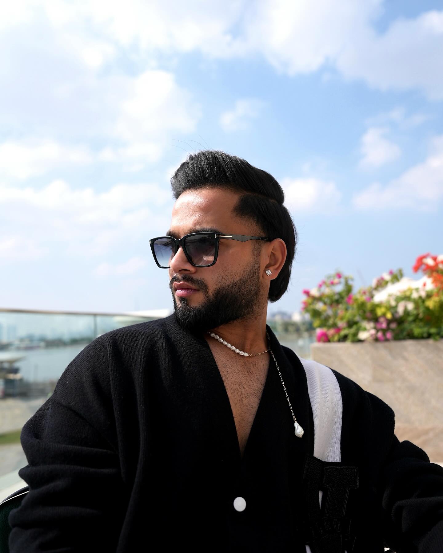 Suyash Sharma’s Bold ‘Mooh Band’ Moment Sports star Suyash Sharma leaves fans intrigued with a striking silent moment on field!!!