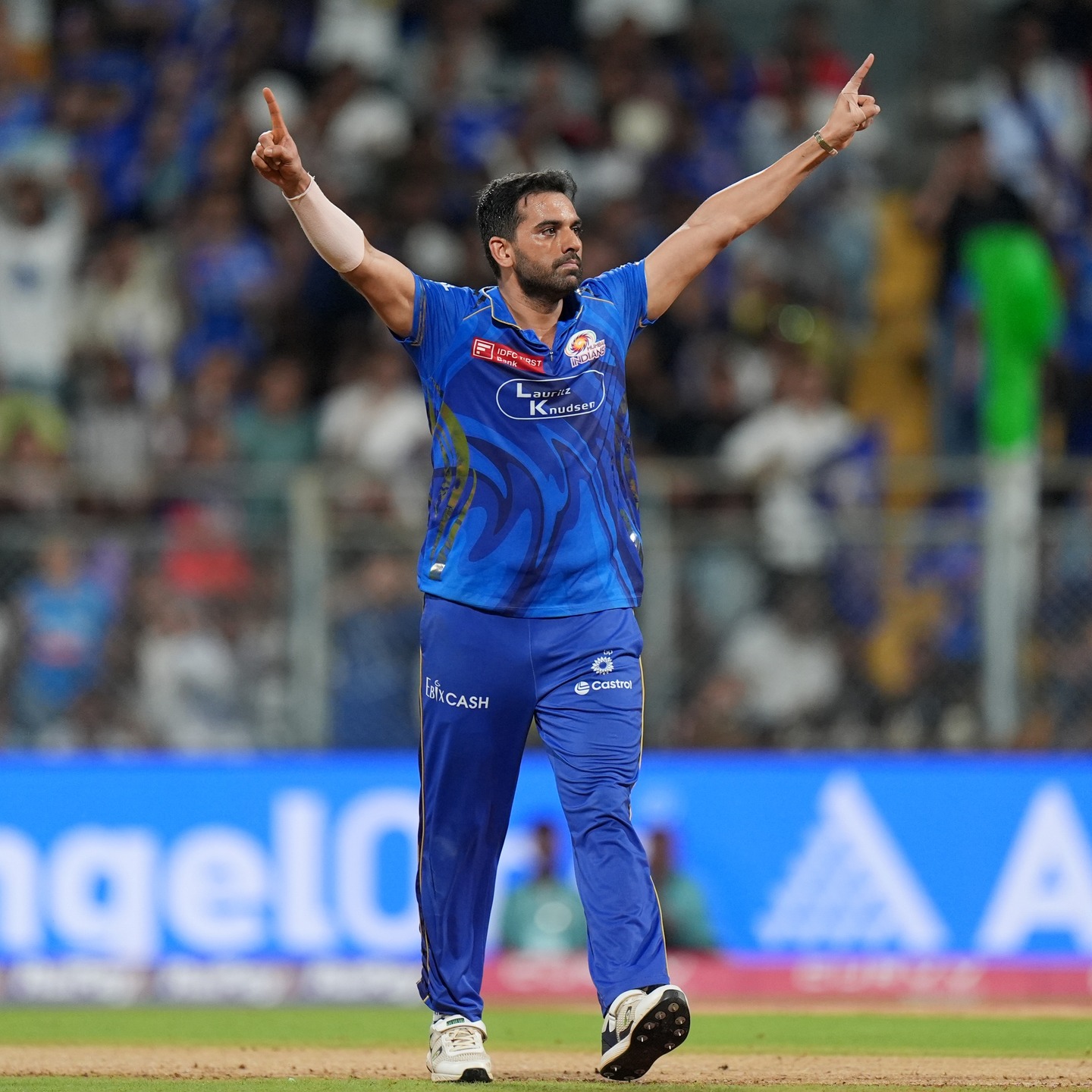 Triple Delight For Hosts