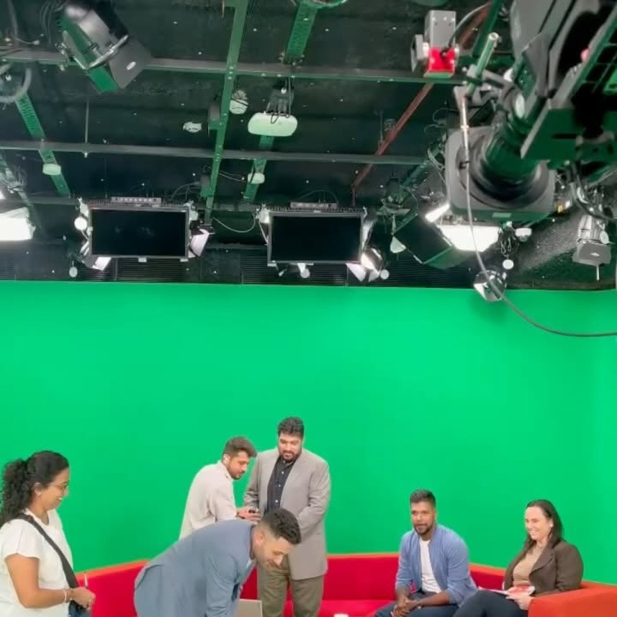 Varun Aaron Joins TimeOut Studio For Insightful Chat Varun Aaron lights up studio vibes as he unveils bold cricket insights and studio banter.!