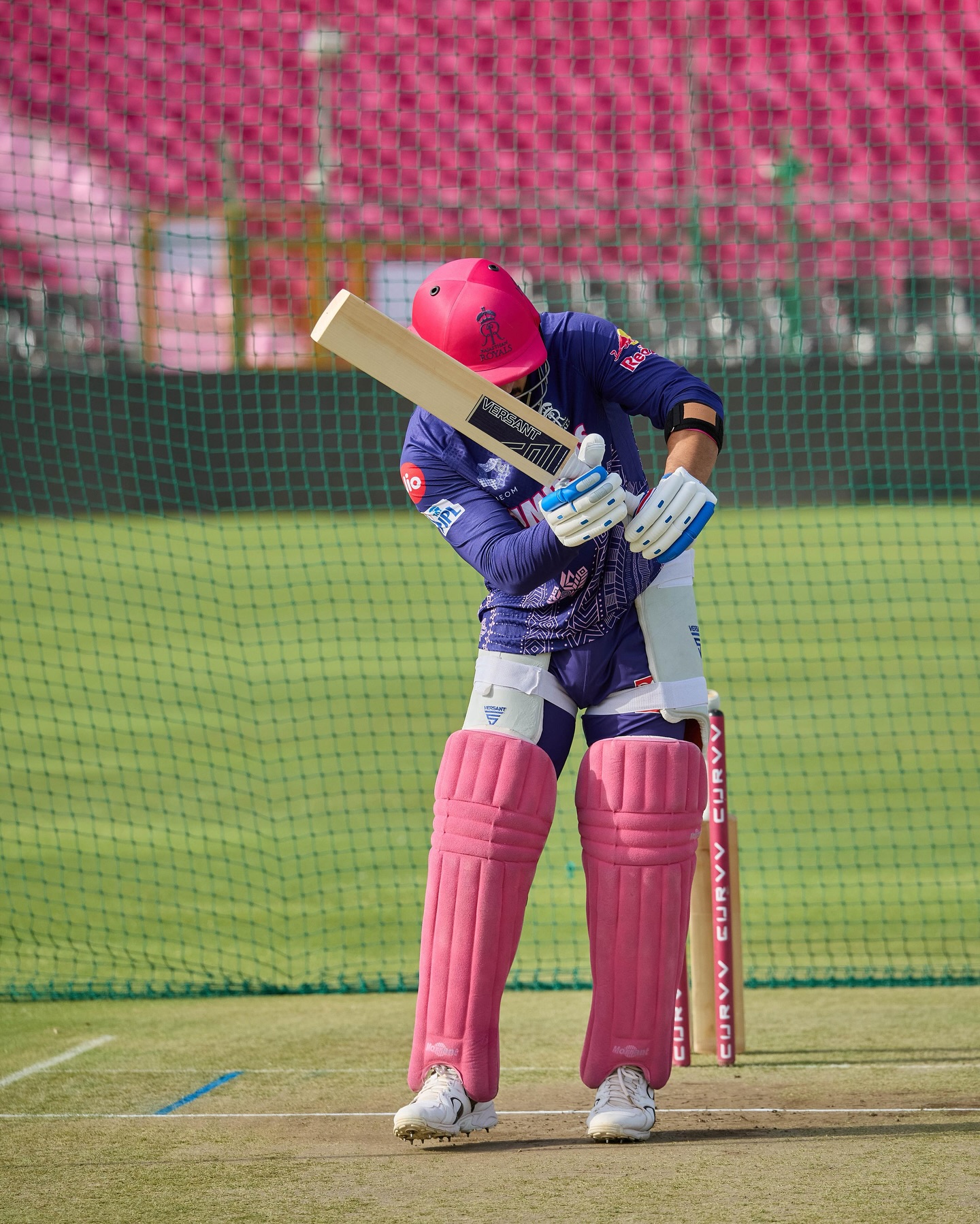 Versant’s Goat Glove Shines With Taruwar Kohli