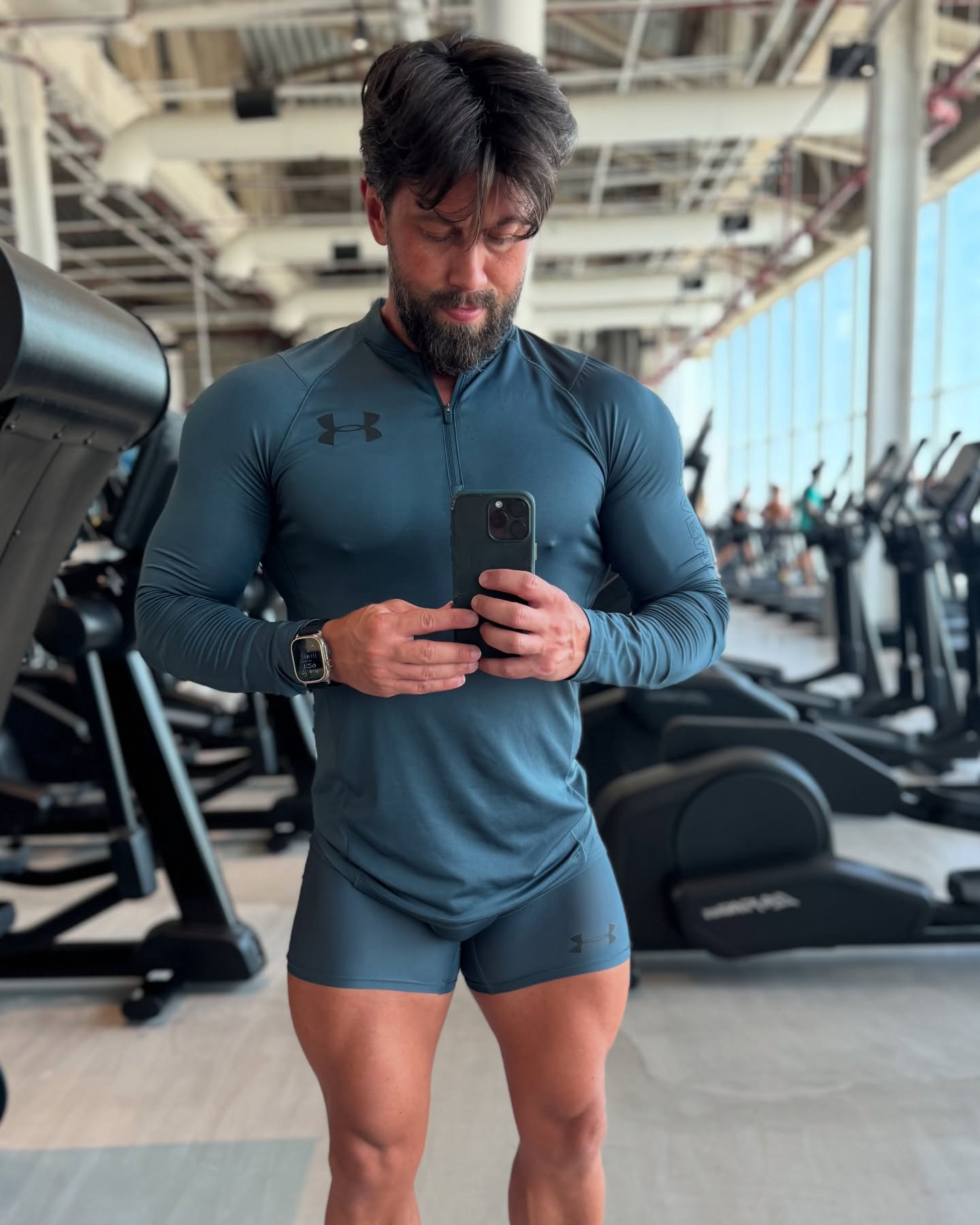 Vlad Nenadovic Captures Week In Dubai Shots