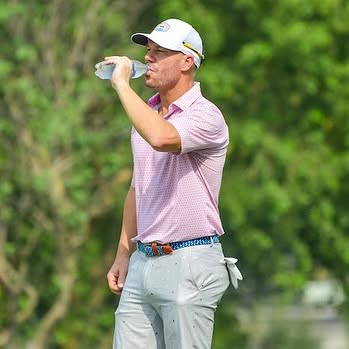 Warner Enjoys A Win At Raya Golf Club