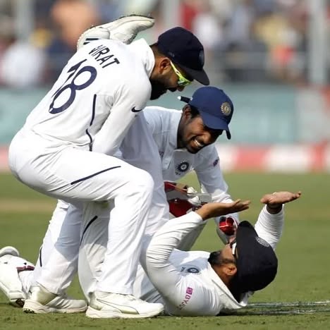 Wriddhiman Saha Wishes Rohit Sharma a Happy Birthday