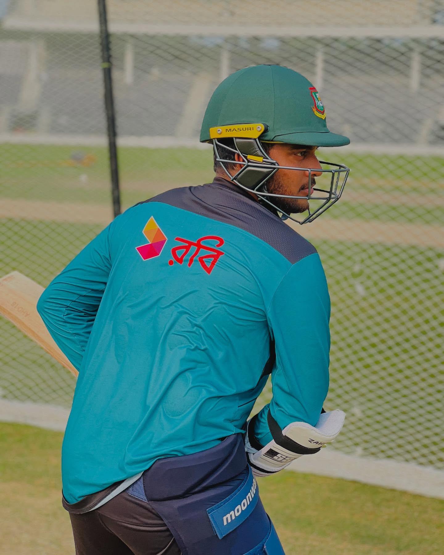 Zakir Hasan Unveils Premium Helmet Design