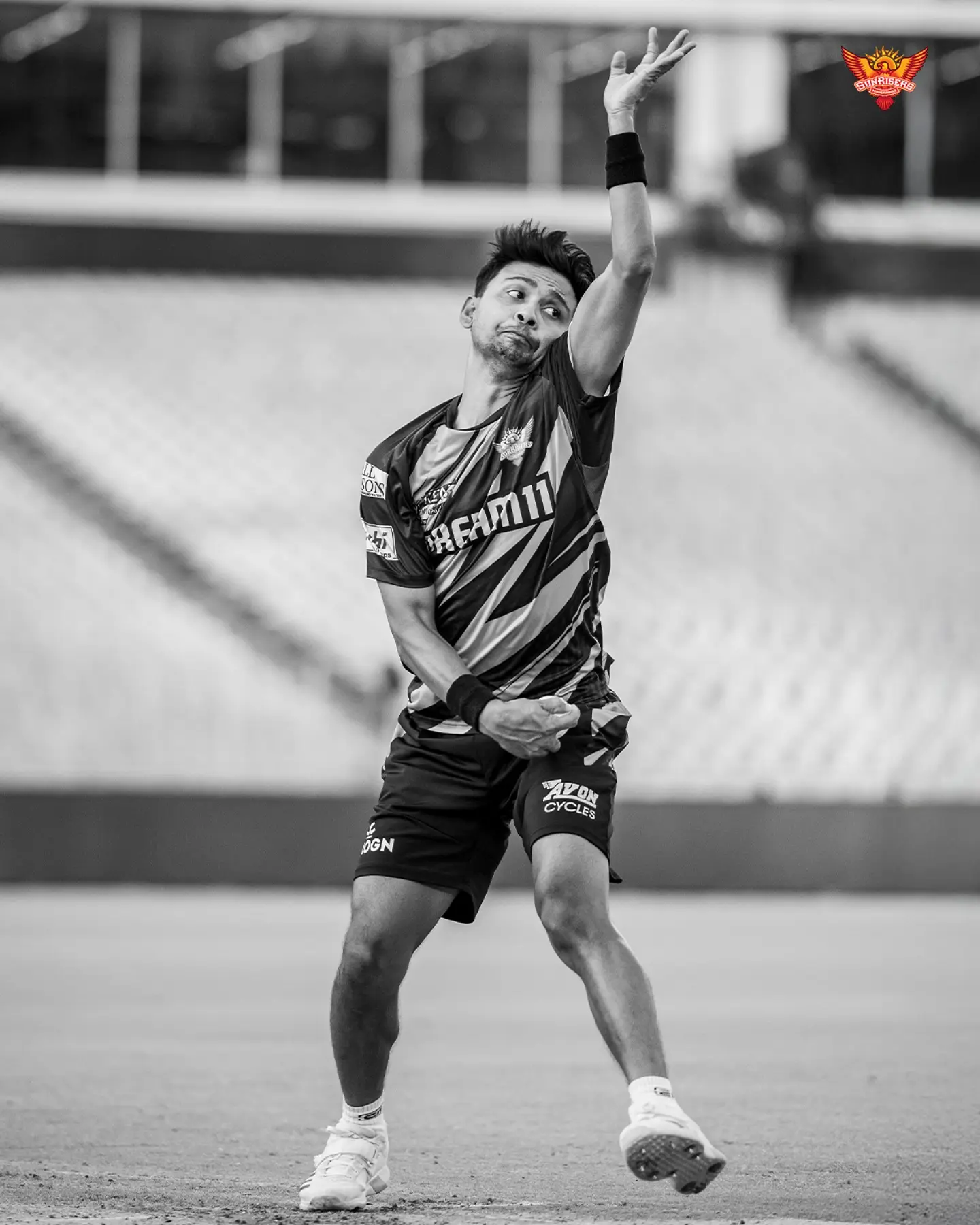 Zeeshan Ansari Boosts SRH Spirit Ahead Of IPL 2025 Zeeshan Ansari ignites passion as Sunrisers Hyderabad gear up for TATA IPL 2025 clash! now