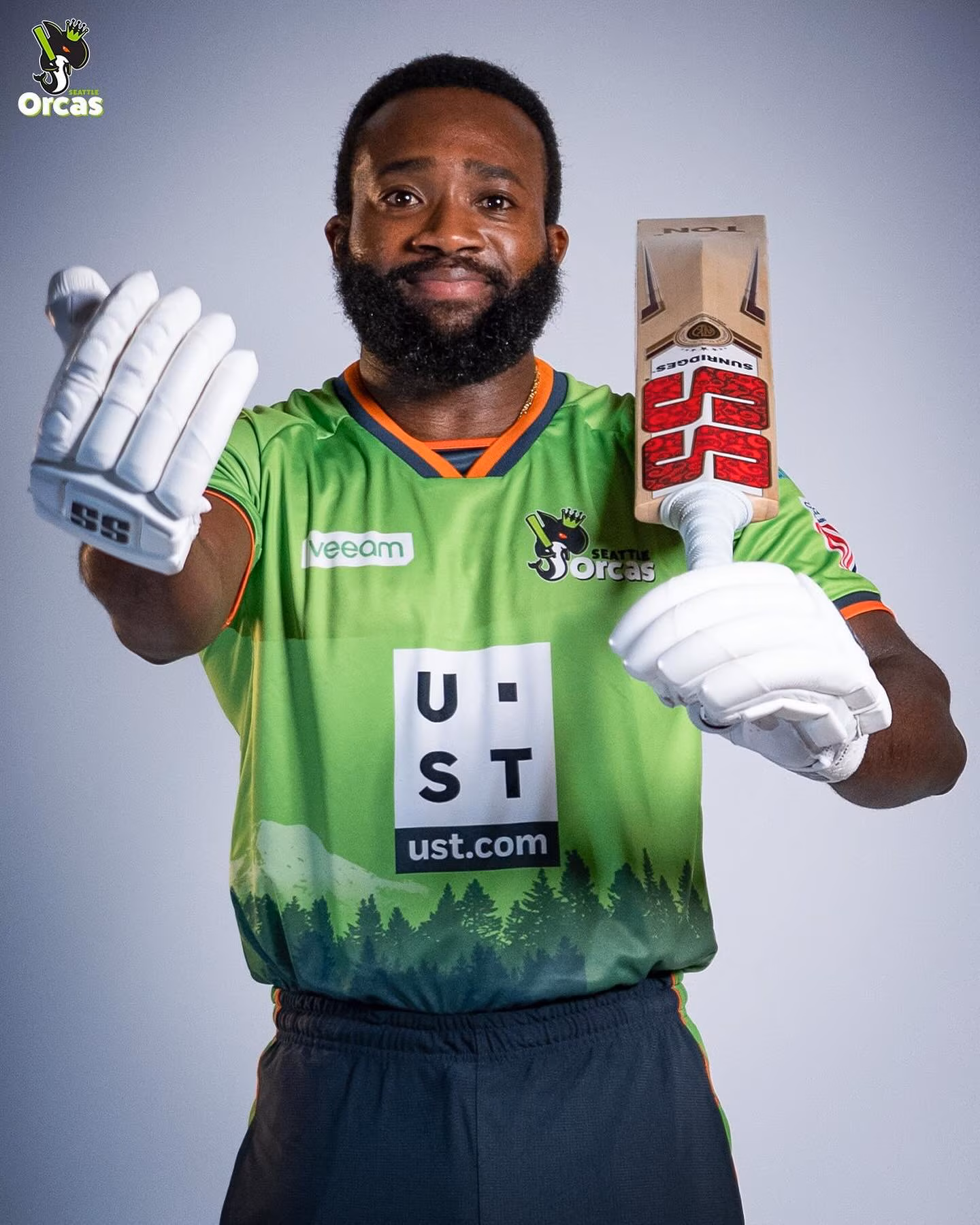 Aaron Jones Joins Sareen Sports Family Cricketer Aaron Jones gears up for a dynamic season with his team and joins Sareen Sports!