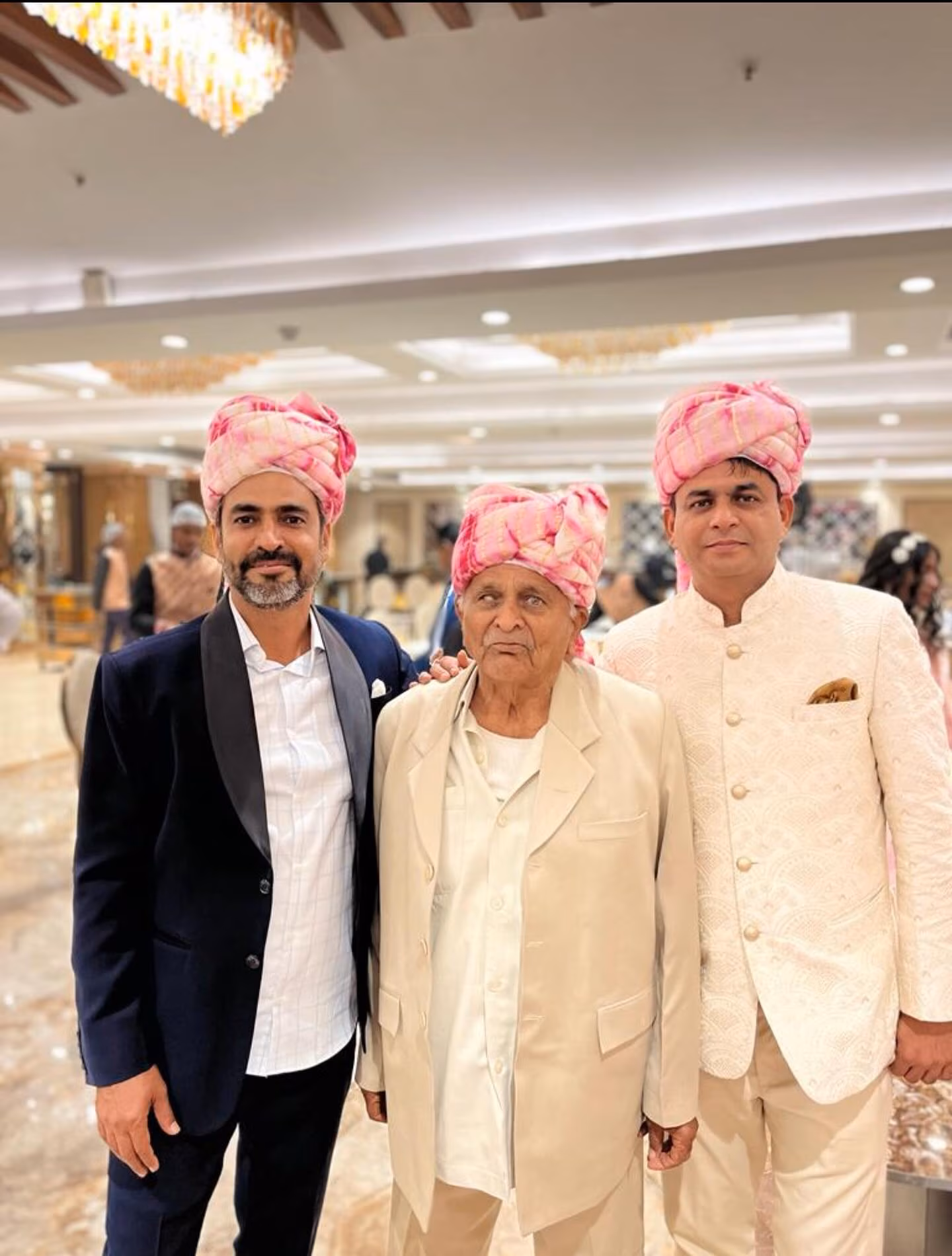 Ajay Ratra Marks Father’s Day With Heartfelt Tribute Selector Ajay Ratra honors dads with a heartfelt Instagram tribute on Father’s Day. Enjoy!
