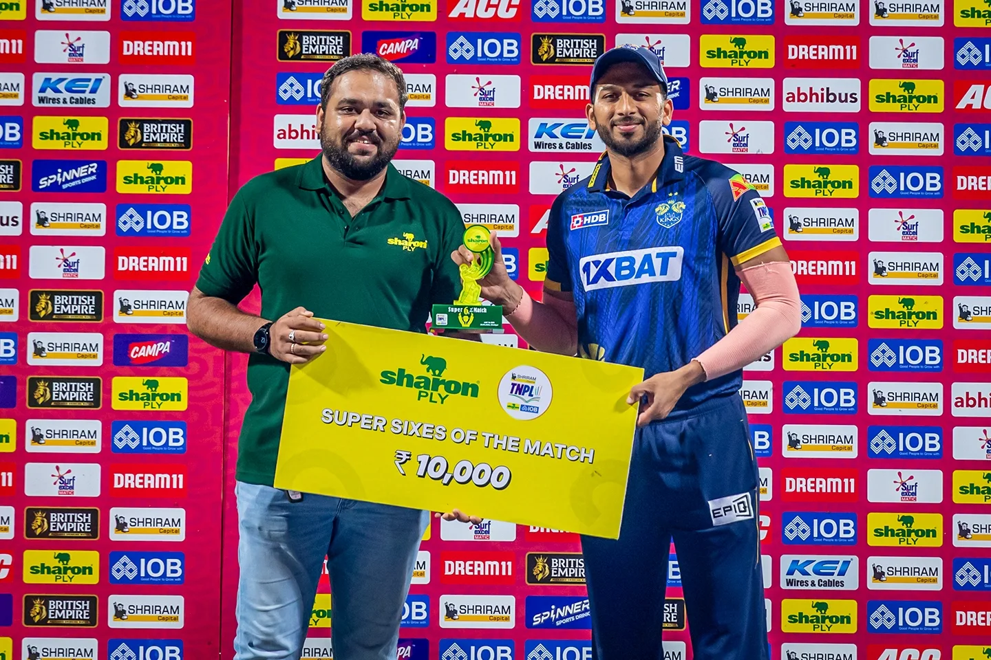Award Winners Celebrate at LKKvSSS Match