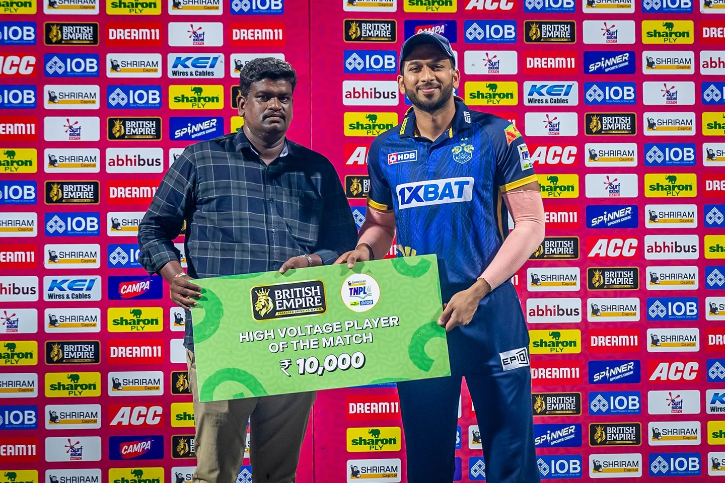 Award Winners Celebrate at LKKvSSS Match