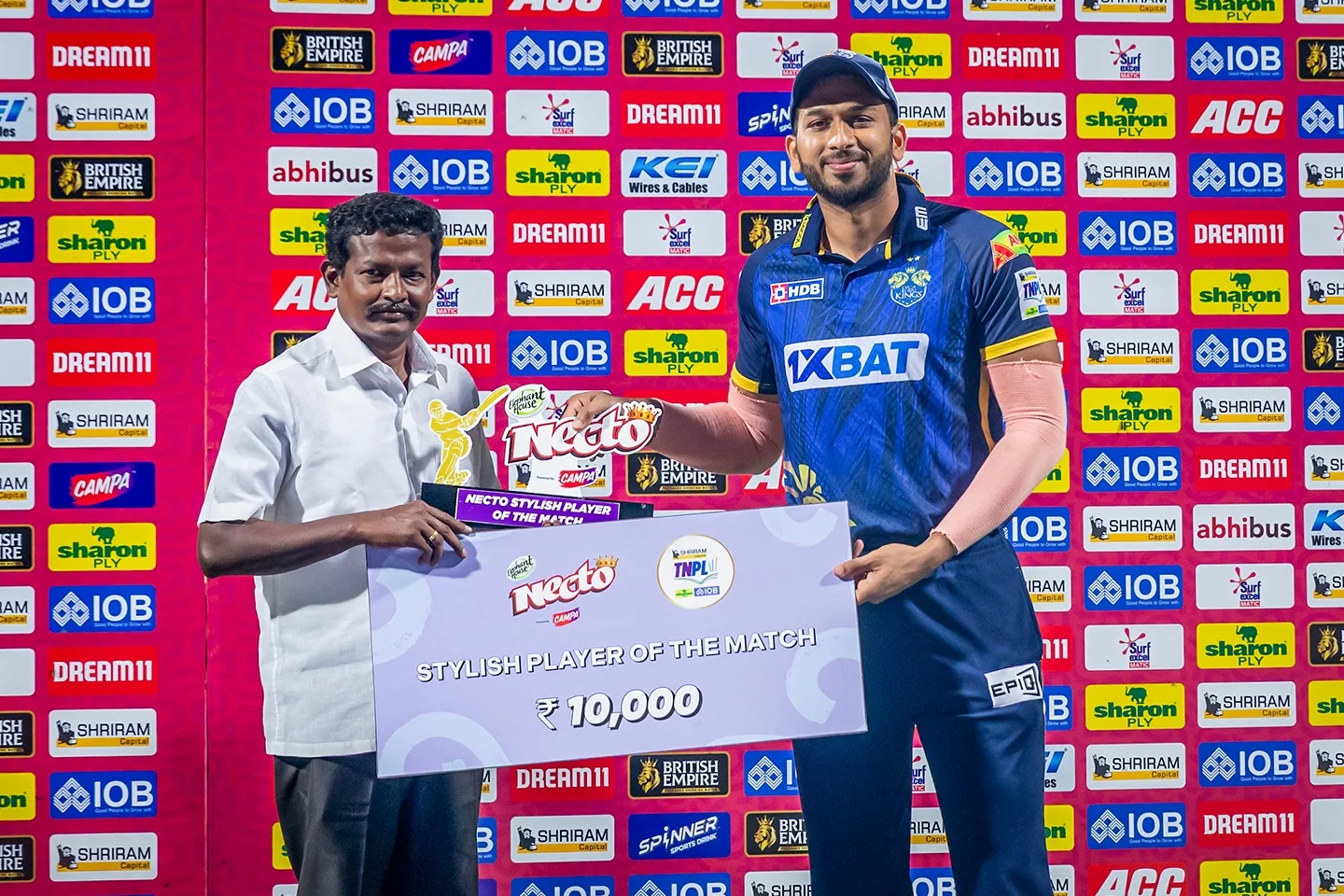 Award Winners Celebrate at LKKvSSS Match