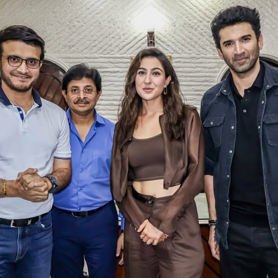 Bollywood Stars Shine At Eden Gardens