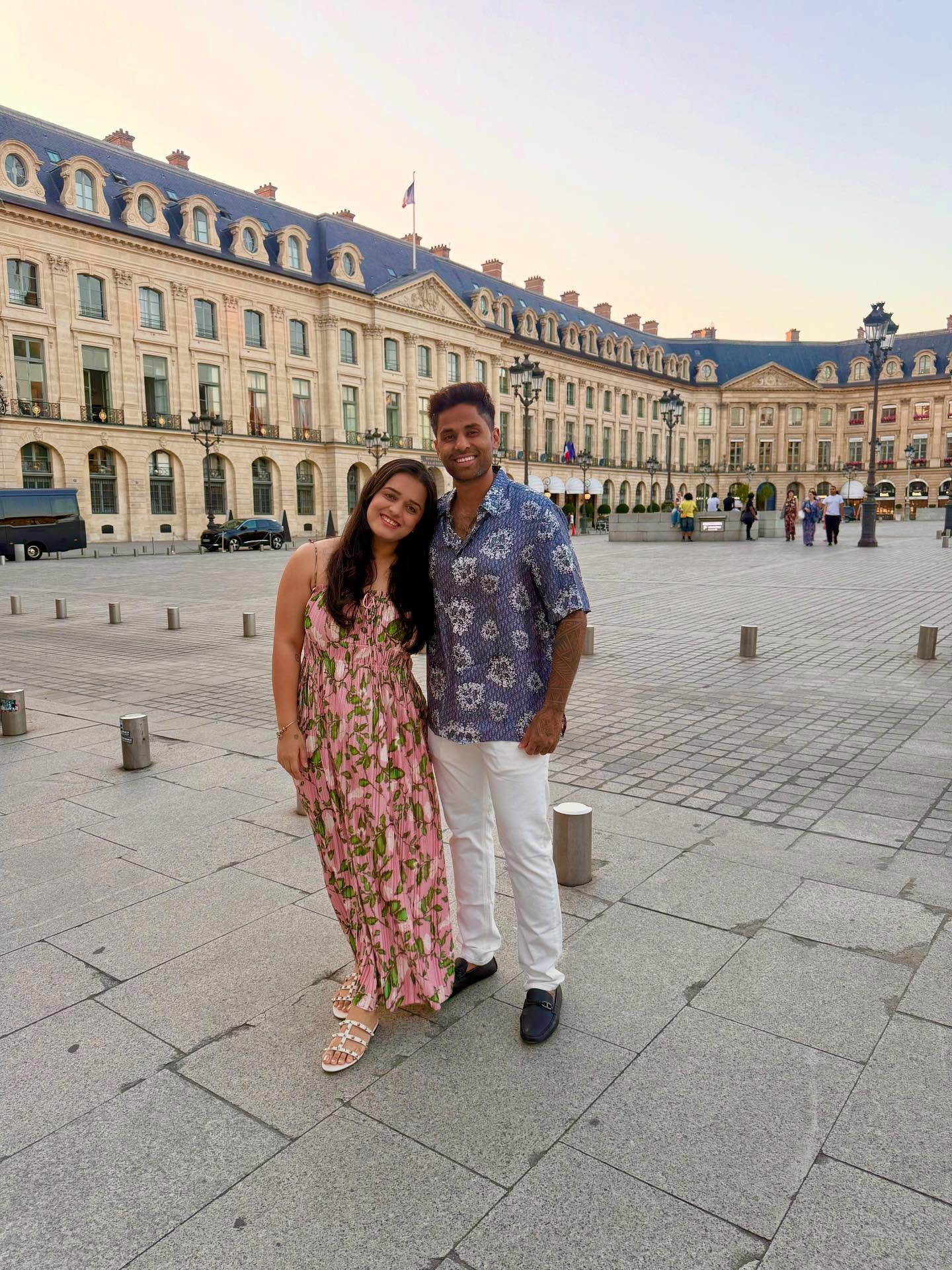 Devisha Suryakumar Yadav relives chic Paris vibes with style and heartfelt memories daily.!