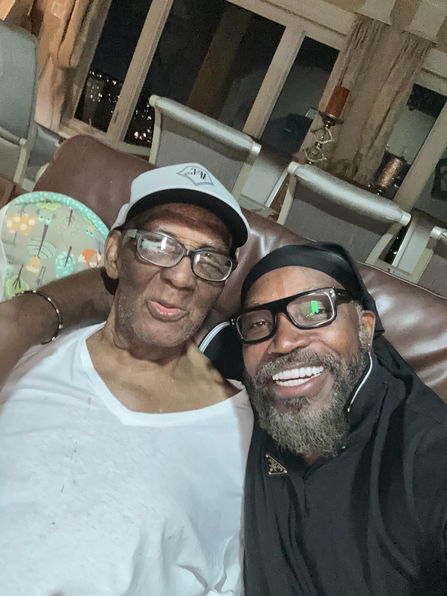 Chris Gayle Honors Father With Heartfelt Tribute Cricket icon Chris Gayle shows deep gratitude for his dad in an extremely emotional post!