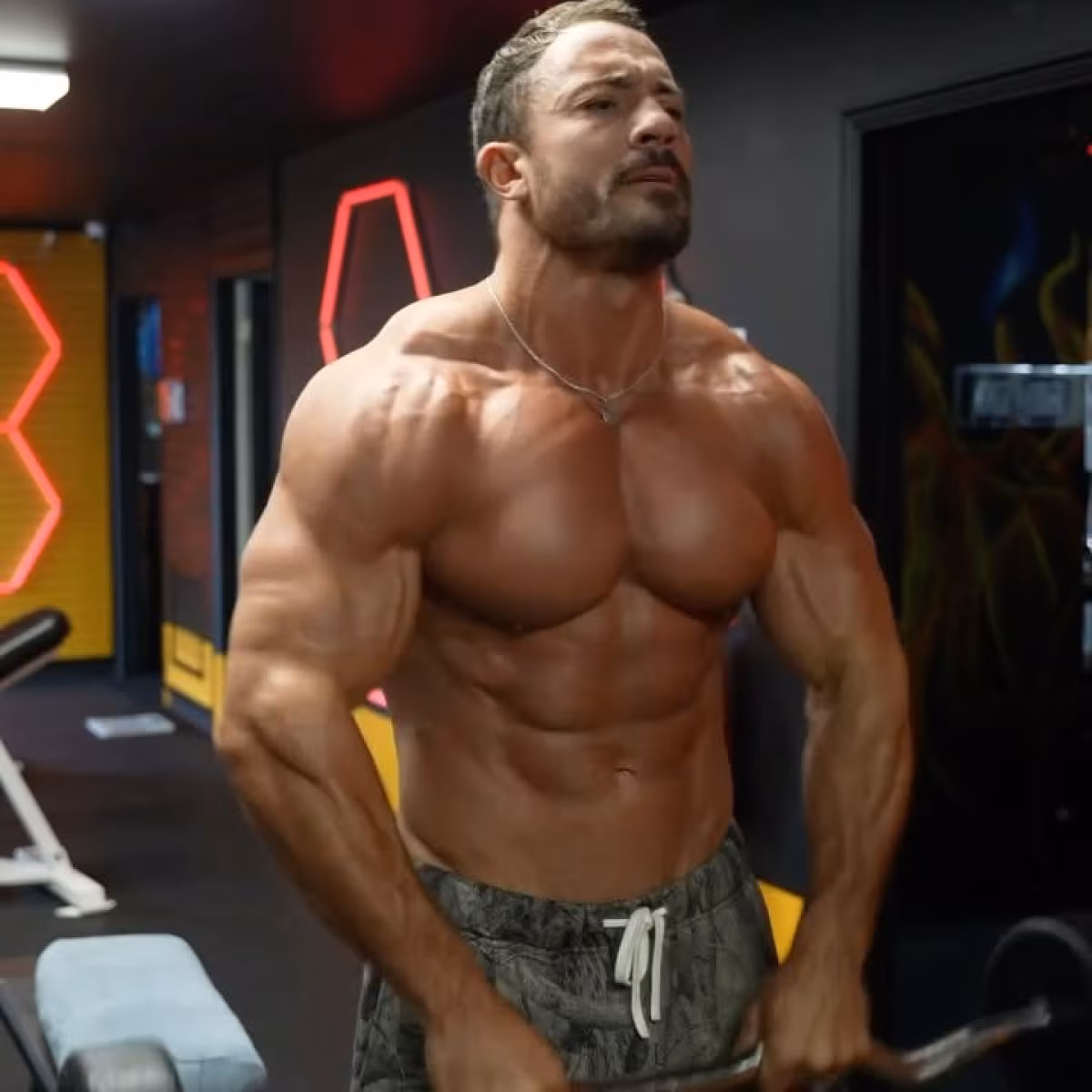 Delts And Biceps: Essential Arm Workout Tips Fitness influencer Frank Garrott Coelho shares expert advice for safe effective arm workouts.