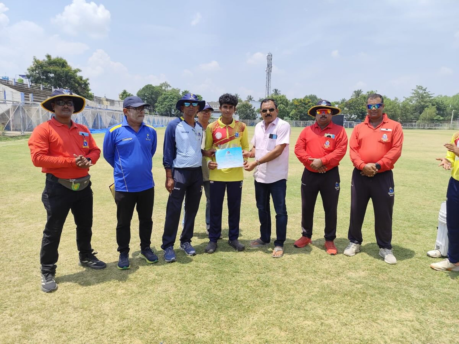 District U-18 Cricket: Biswas And Sinha Shine Bowling brilliance and batting power lead Nadia DSA to a thrilling 5-wicket U-18 victory.!