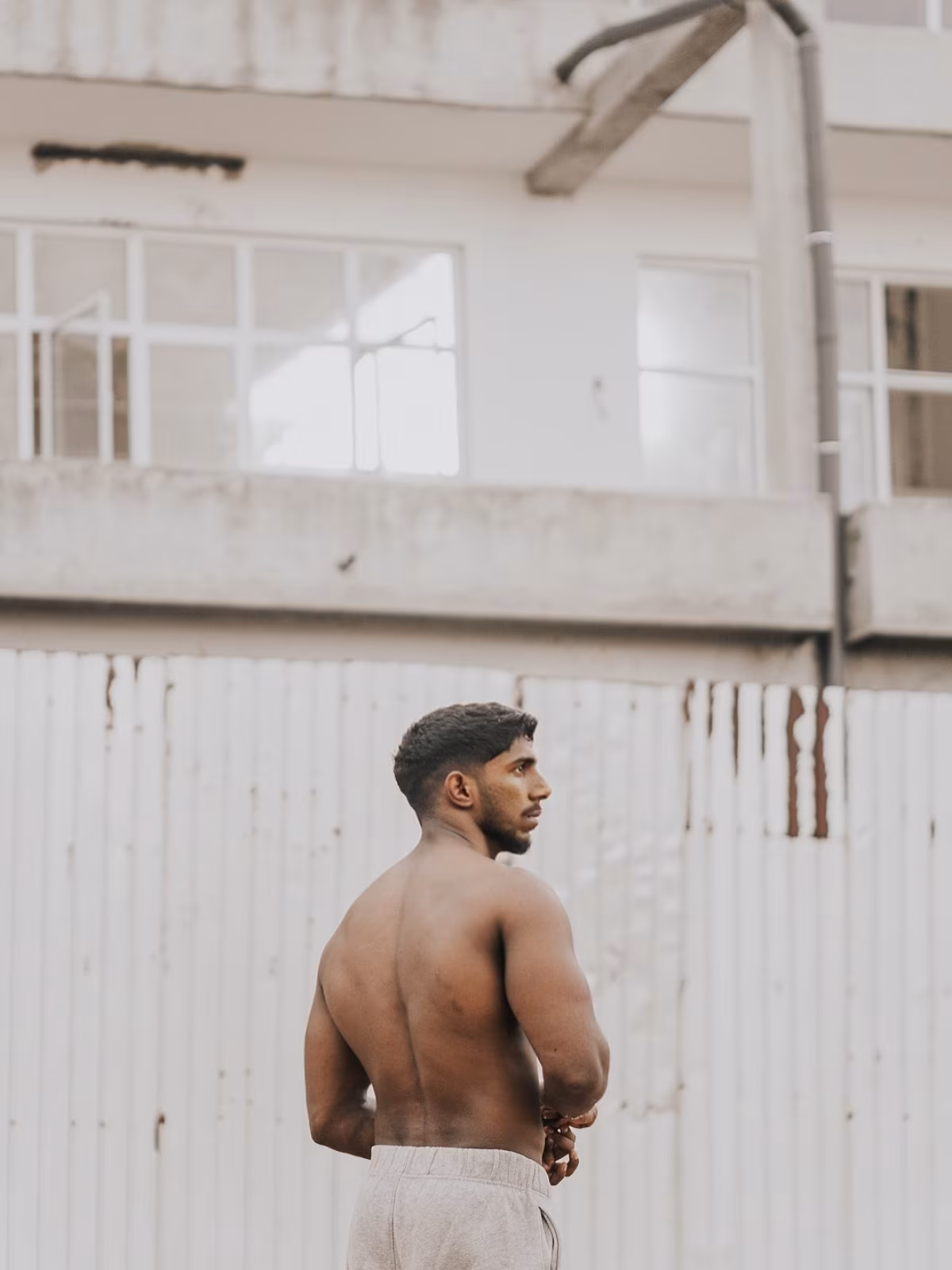 DVK’s Tennis-Inspired Transformation Highlights Online Coach Redefines Power Moves with Dynamic Visuals and Bold Athletic Energy On Point