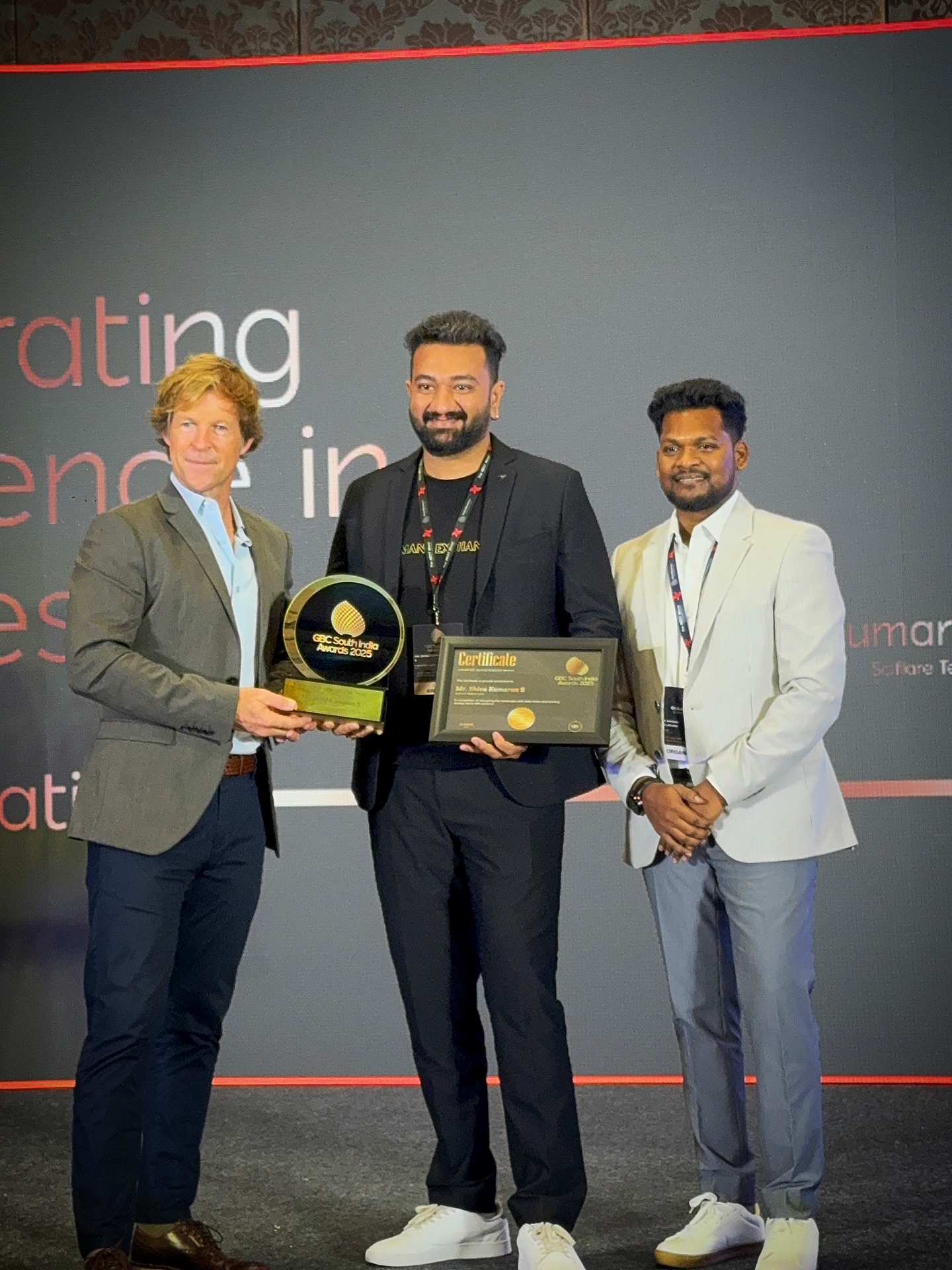 Entrepreneur Triumphs With Award From Cricket Legend A decade of relentless tech innovation, recognized by childhood hero & cricket legend!!!?