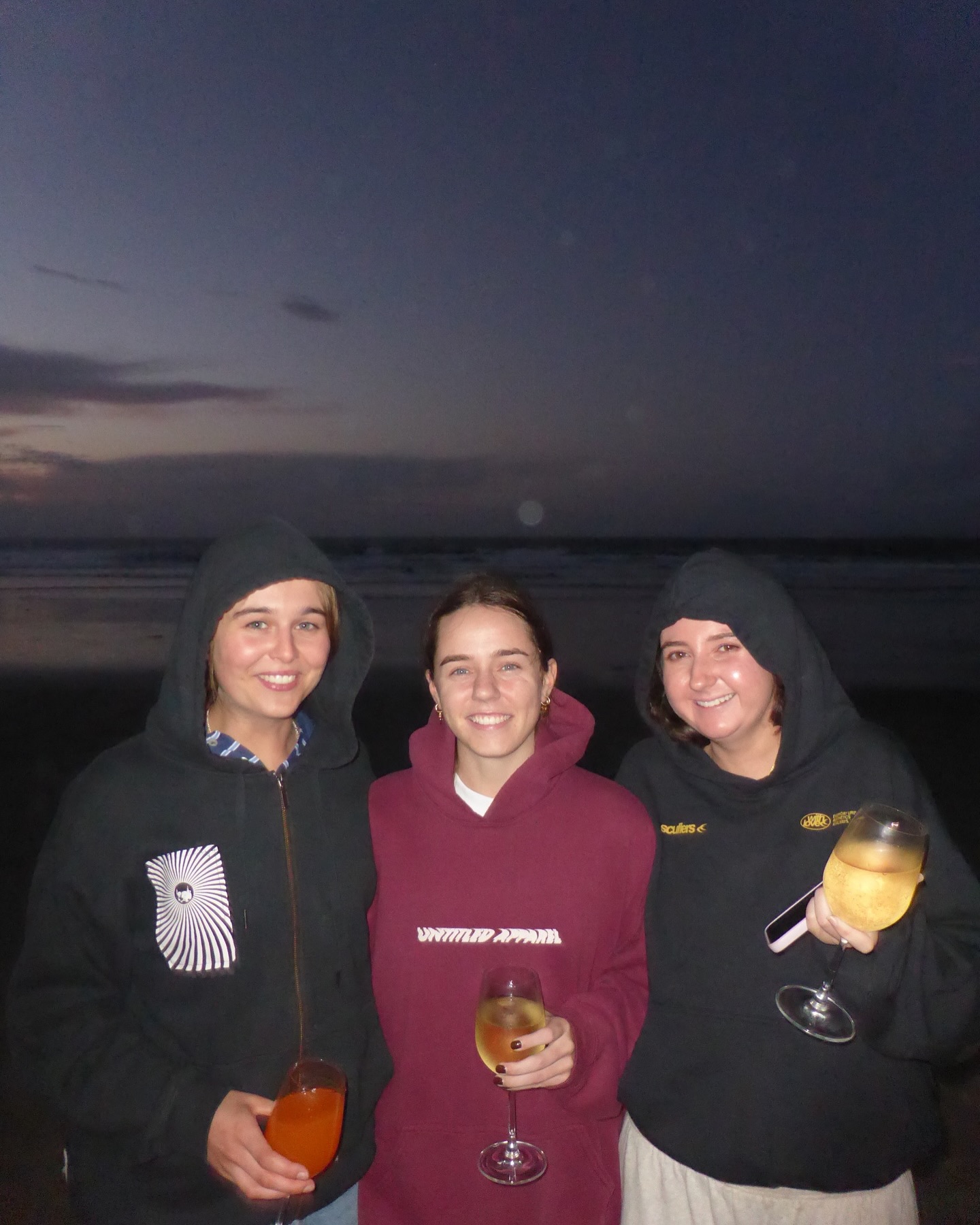 Fran Jonas Exudes Optimism In Latest Social Post British actor Fran Jonas inspires fans with a whimsical post featuring a nearly full glass.